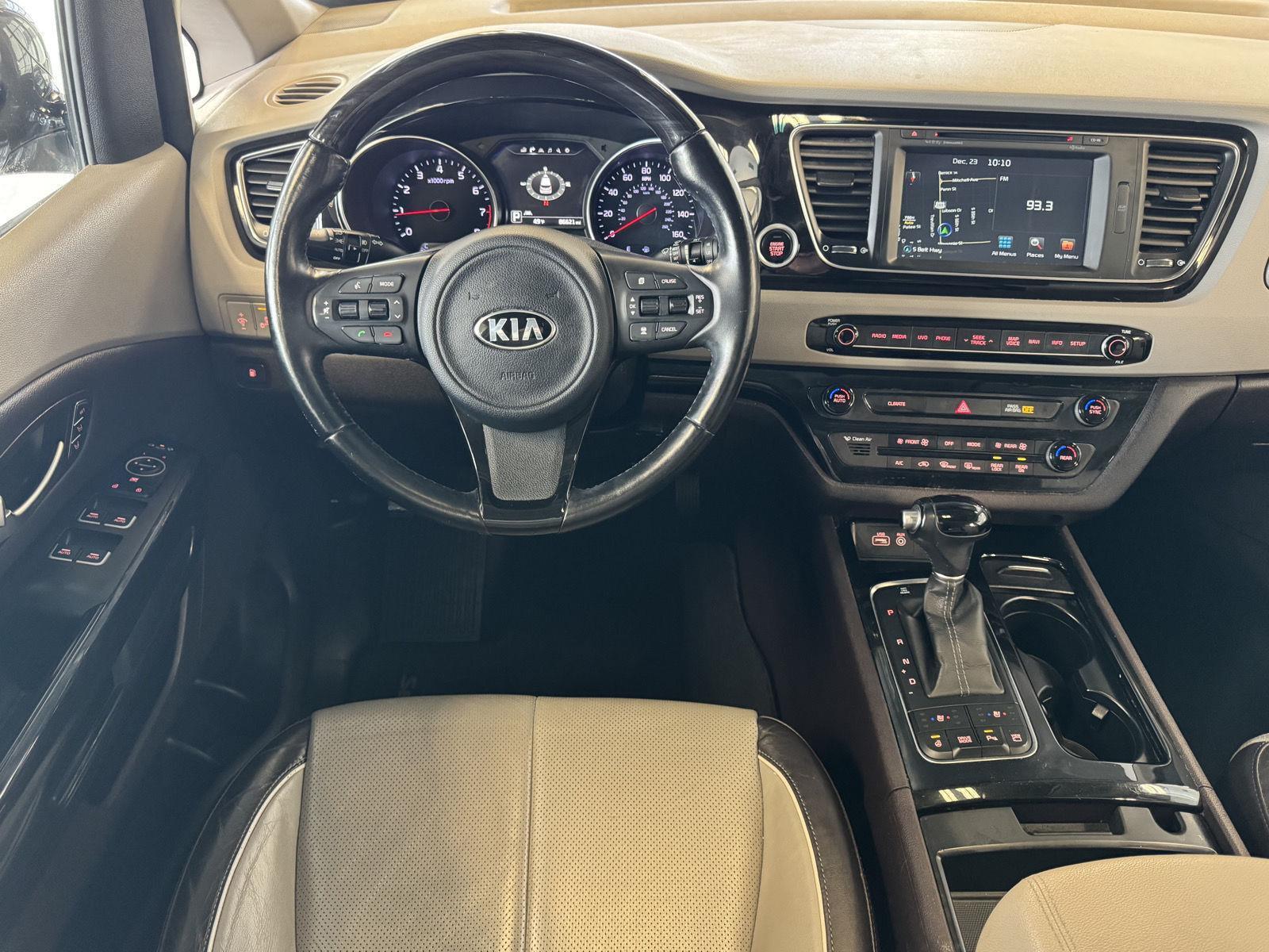 Used 2015 Kia Sedona for sale in St. Joseph MO