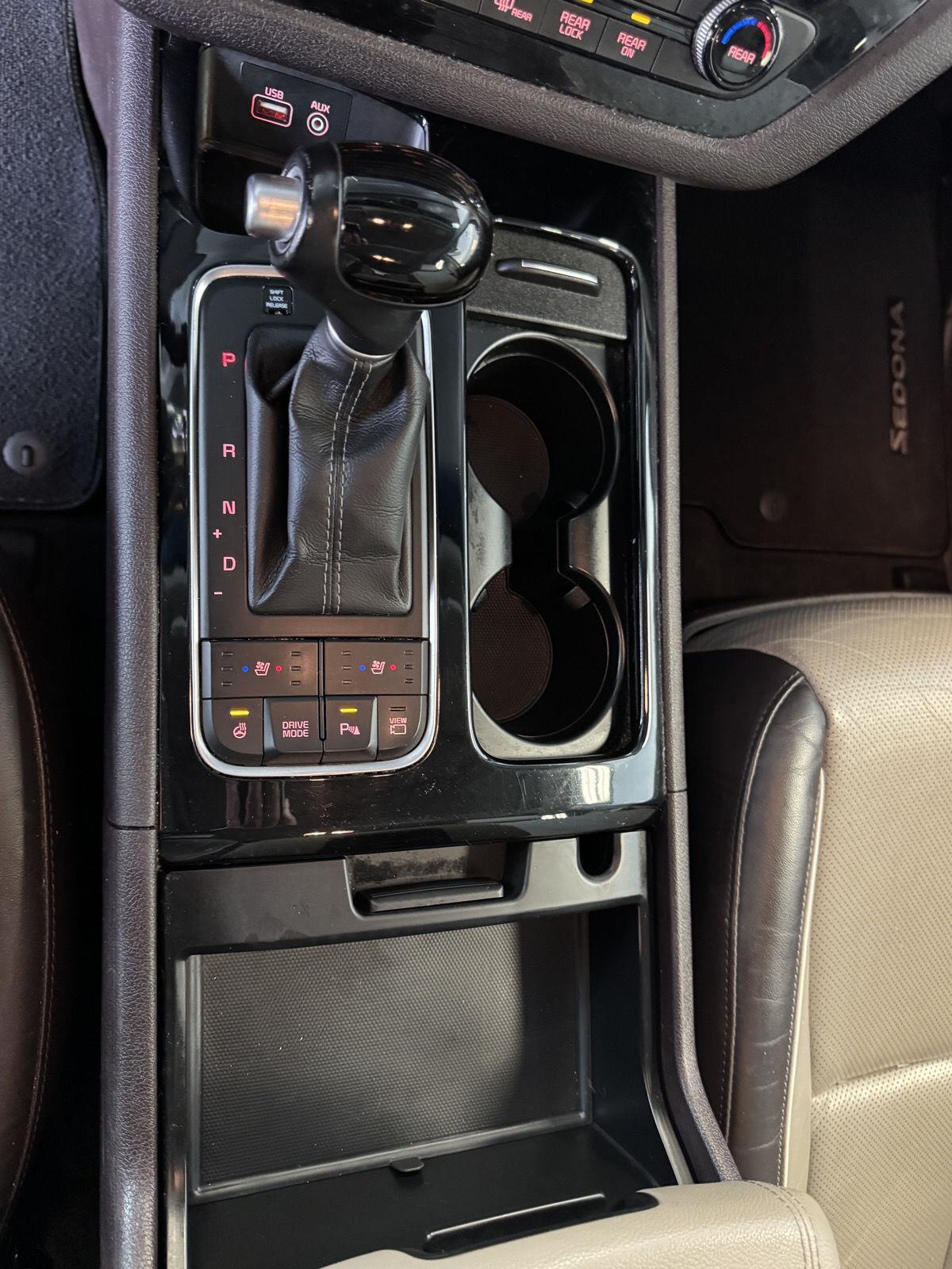 Used 2015 Kia Sedona for sale in St. Joseph MO