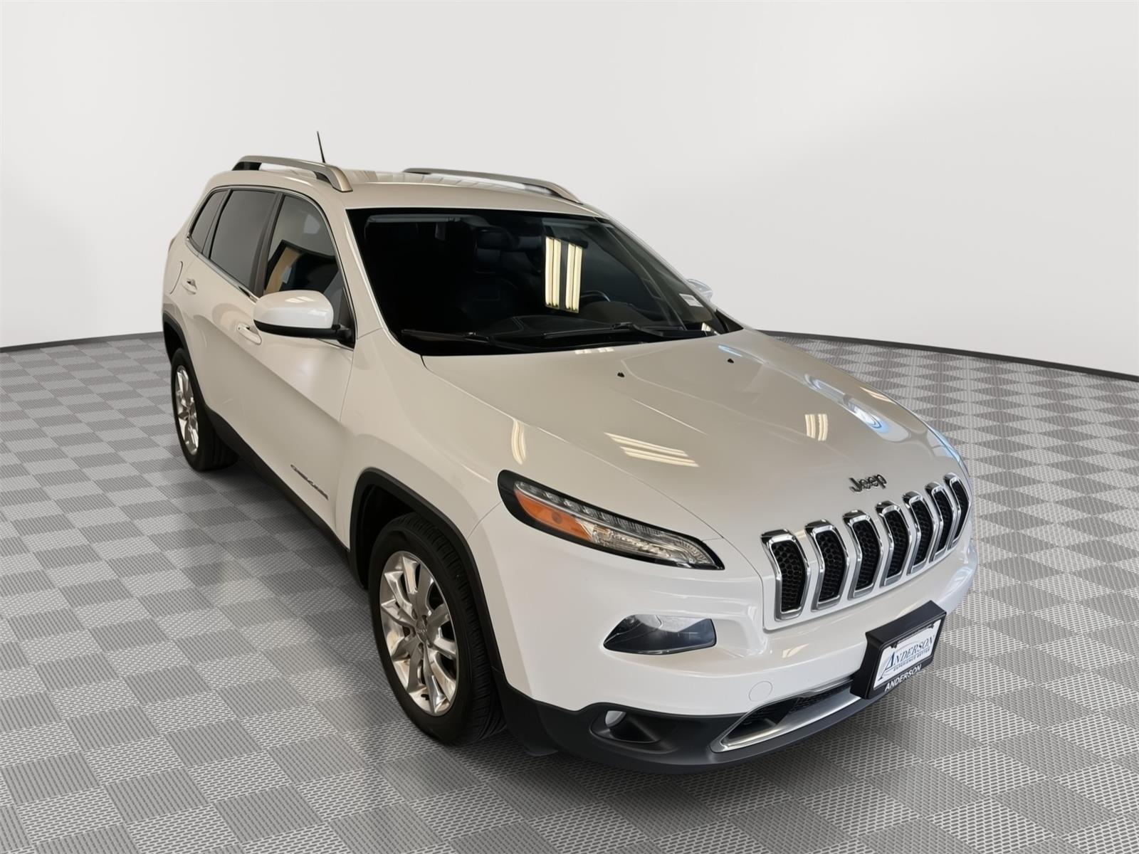 Used 2015 Jeep Cherokee for sale in St. Joseph MO