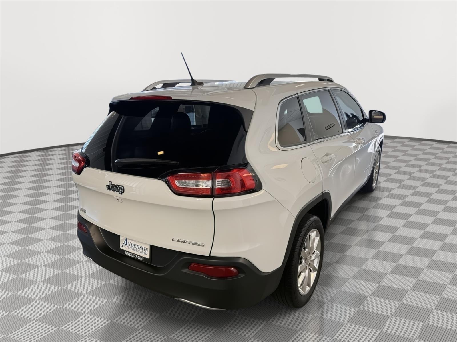 Used 2015 Jeep Cherokee for sale in St. Joseph MO