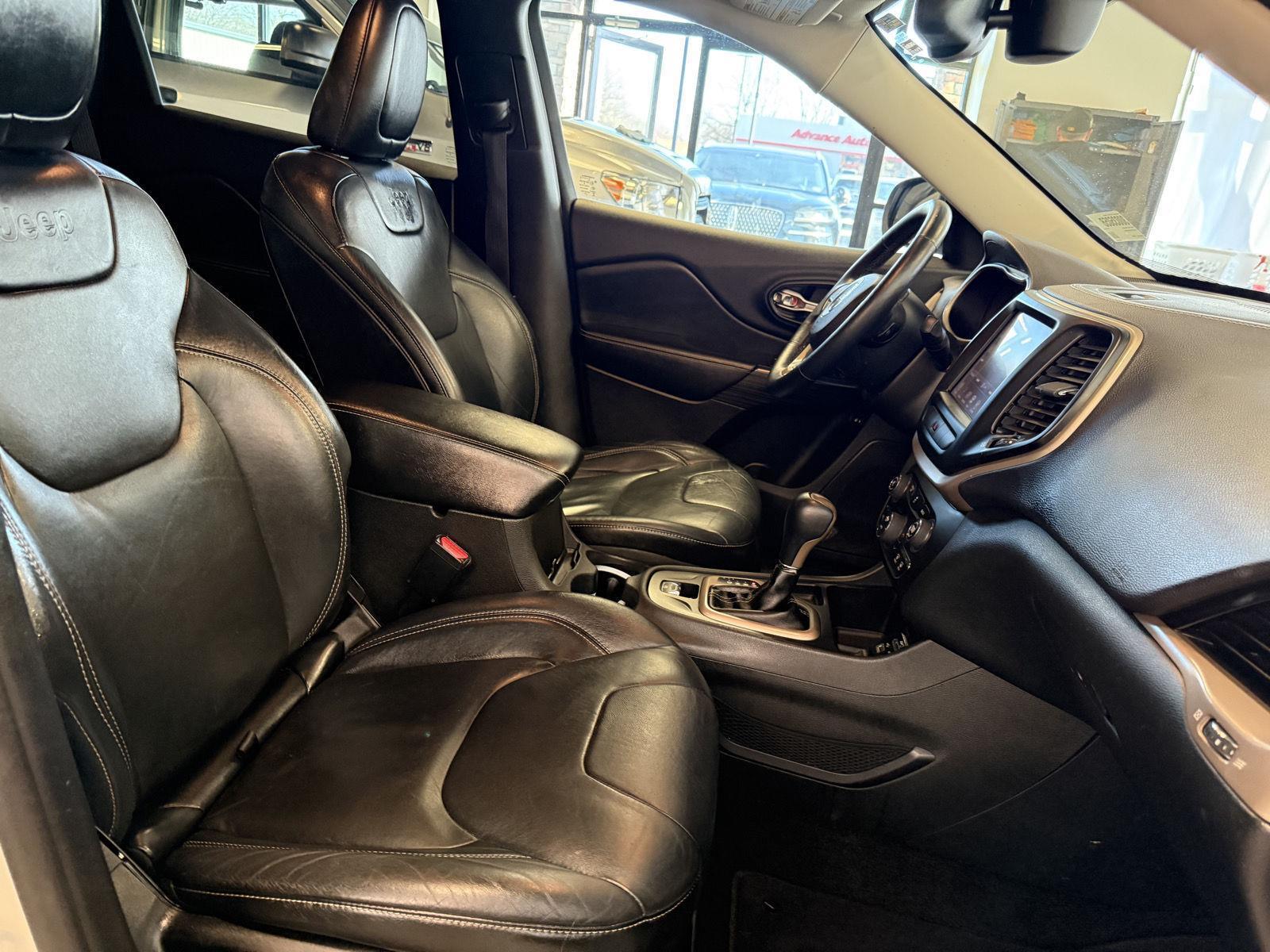 Used 2015 Jeep Cherokee for sale in St. Joseph MO