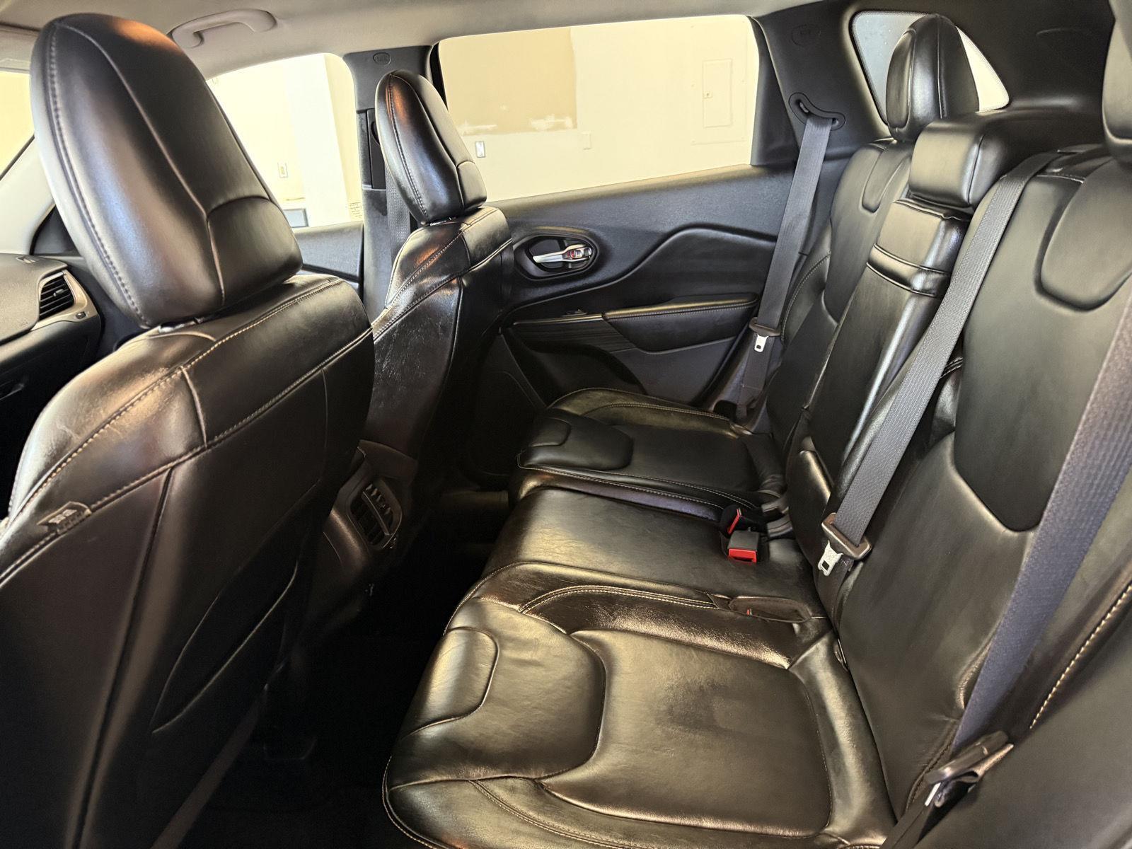 Used 2015 Jeep Cherokee for sale in St. Joseph MO