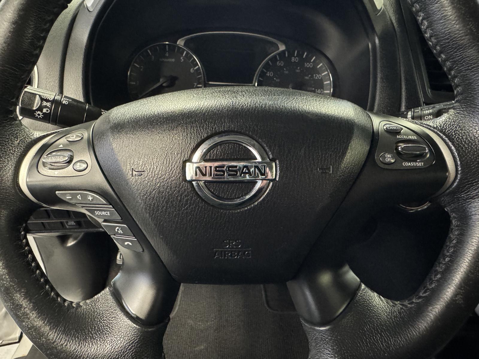 Used 2015 Nissan Pathfinder for sale in St. Joseph MO