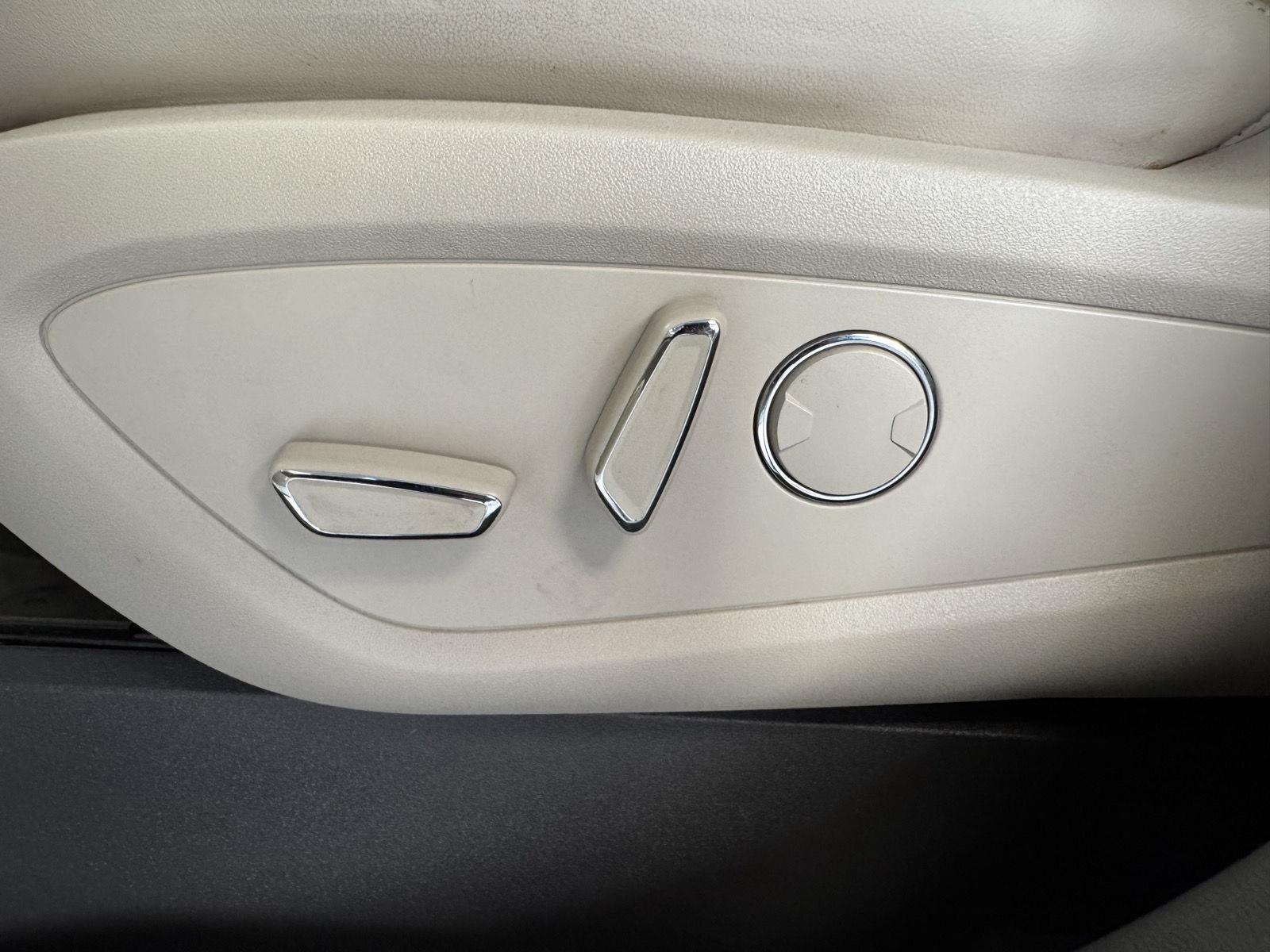 Pre-Owned 2020 Lincoln Nautilus for sale in St. Joseph MO