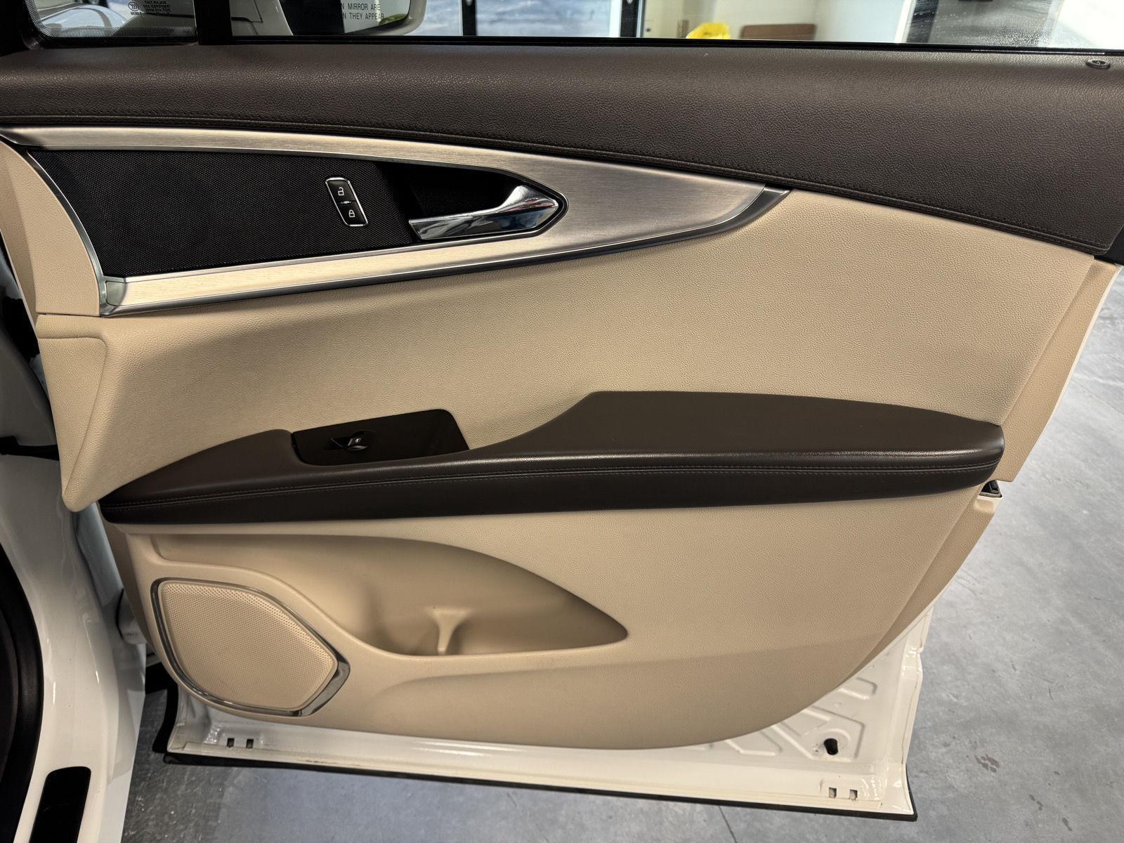 Pre-Owned 2020 Lincoln Nautilus for sale in St. Joseph MO