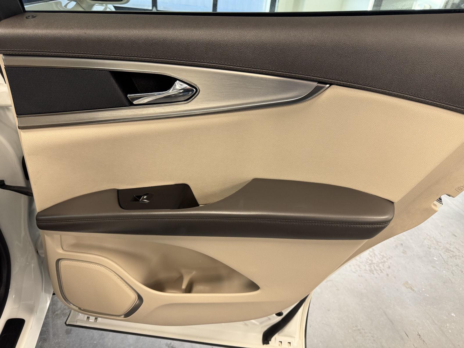 Pre-Owned 2020 Lincoln Nautilus for sale in St. Joseph MO