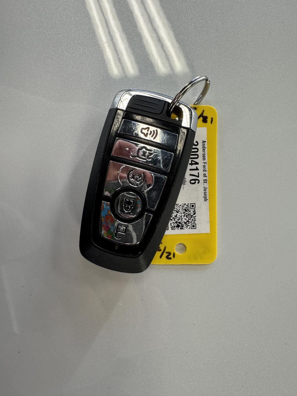 Pre-Owned 2020 Lincoln Nautilus for sale in St. Joseph MO