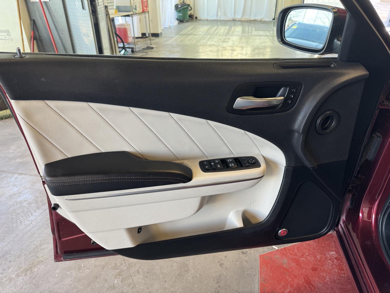 Used 2018 Dodge Charger for sale in St. Joseph MO