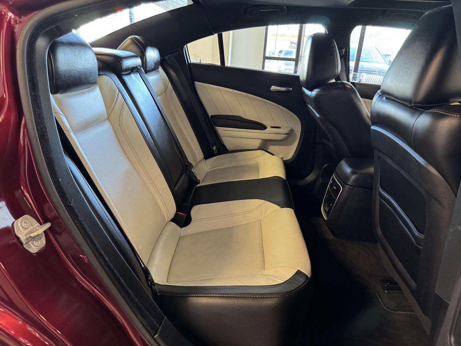 Used 2018 Dodge Charger for sale in St. Joseph MO