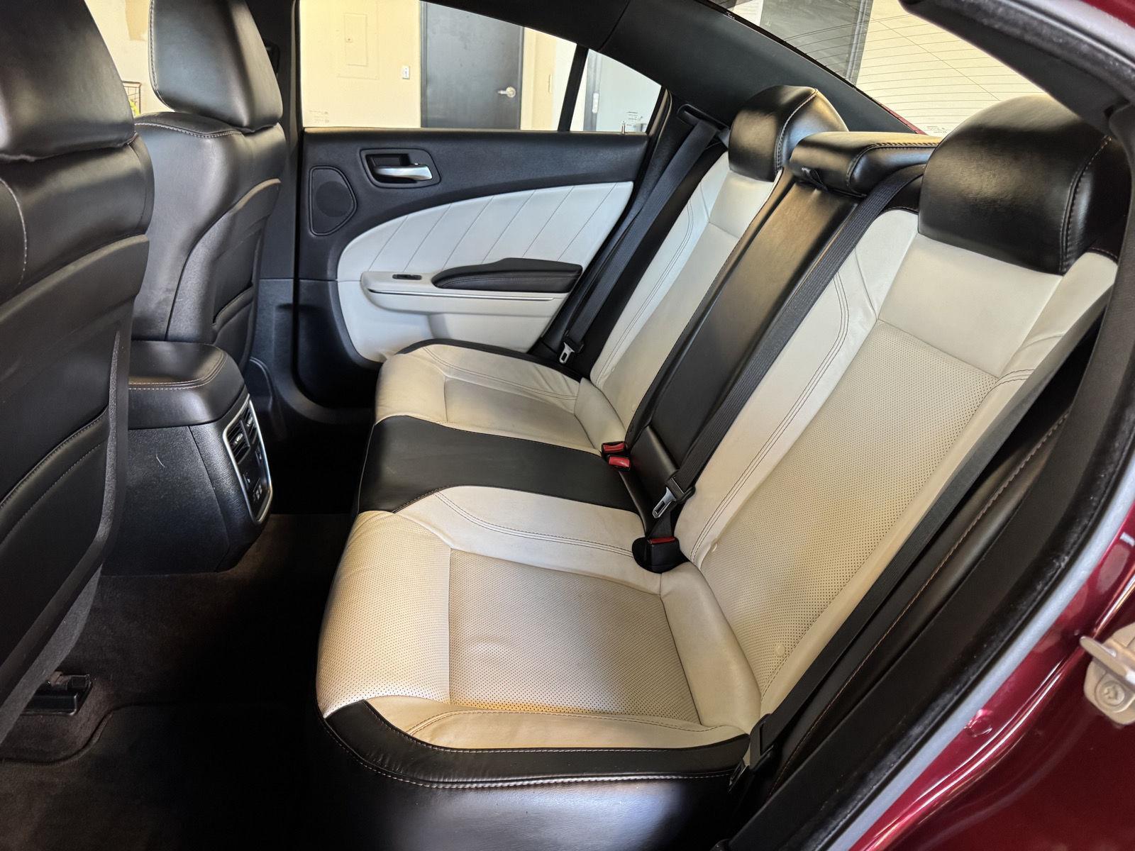 Used 2018 Dodge Charger for sale in St. Joseph MO