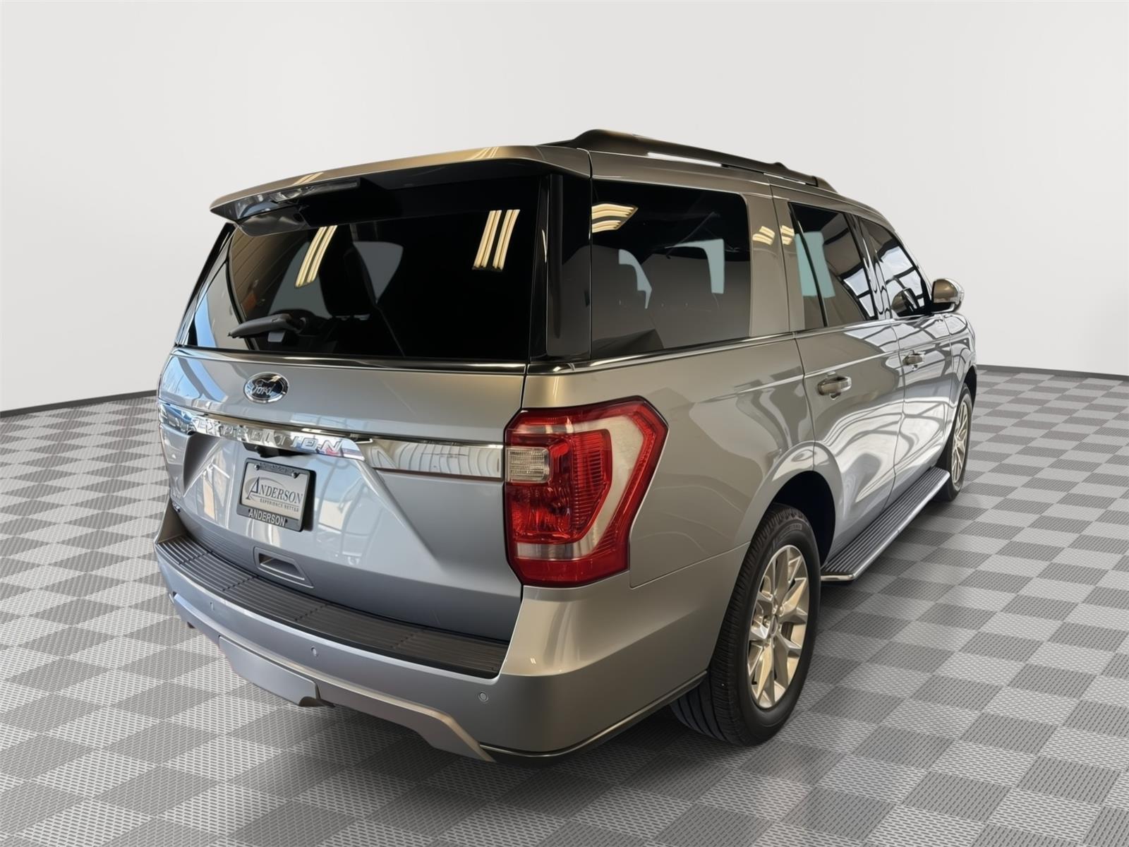 Used 2021 Ford Expedition for sale in St. Joseph MO