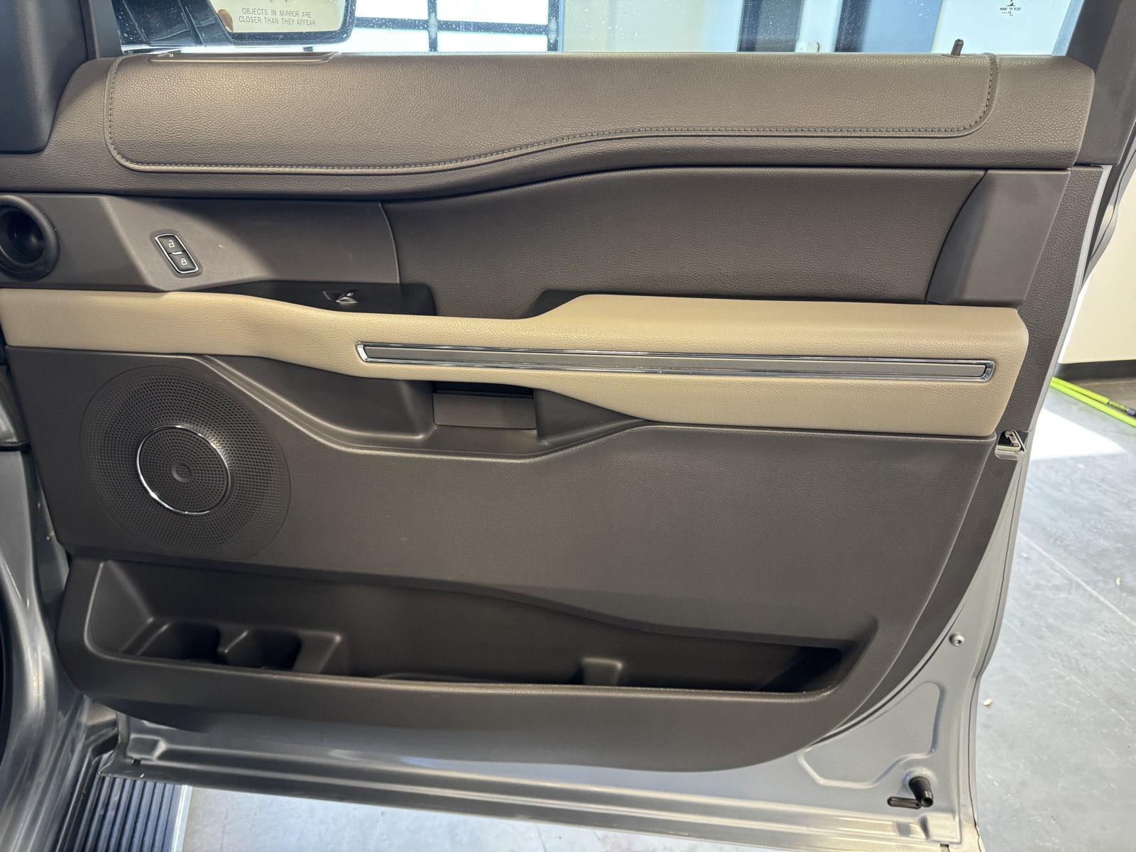 Used 2021 Ford Expedition for sale in St. Joseph MO