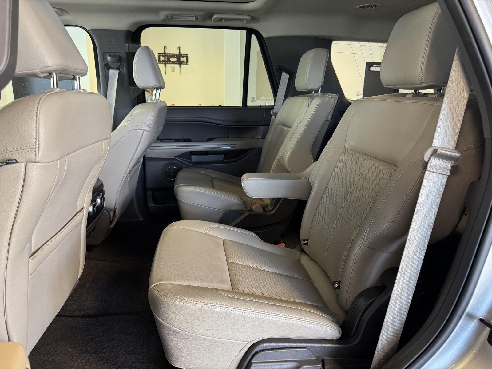 Used 2021 Ford Expedition for sale in St. Joseph MO