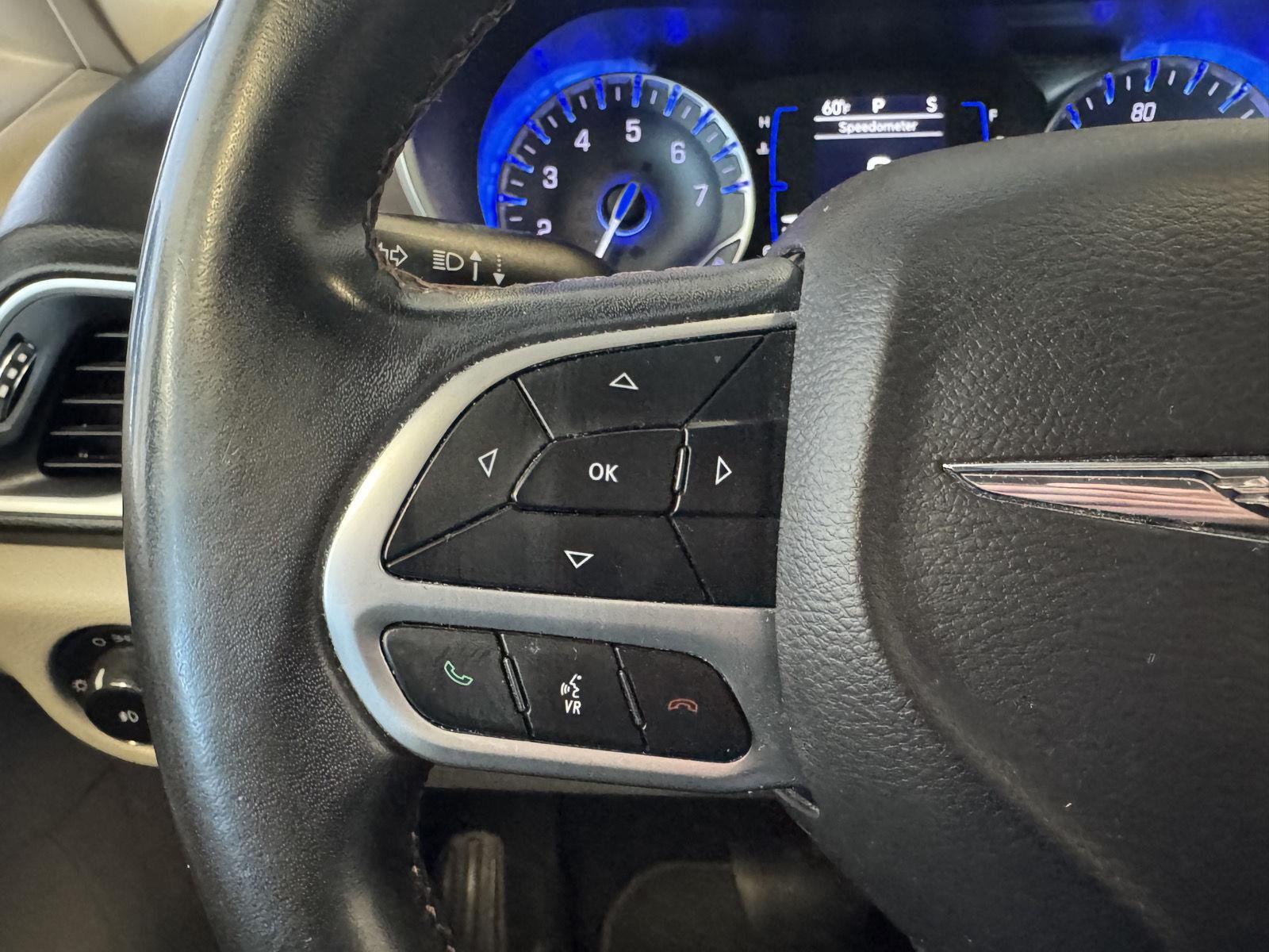 Used 2018 Chrysler Pacifica for sale in St. Joseph MO