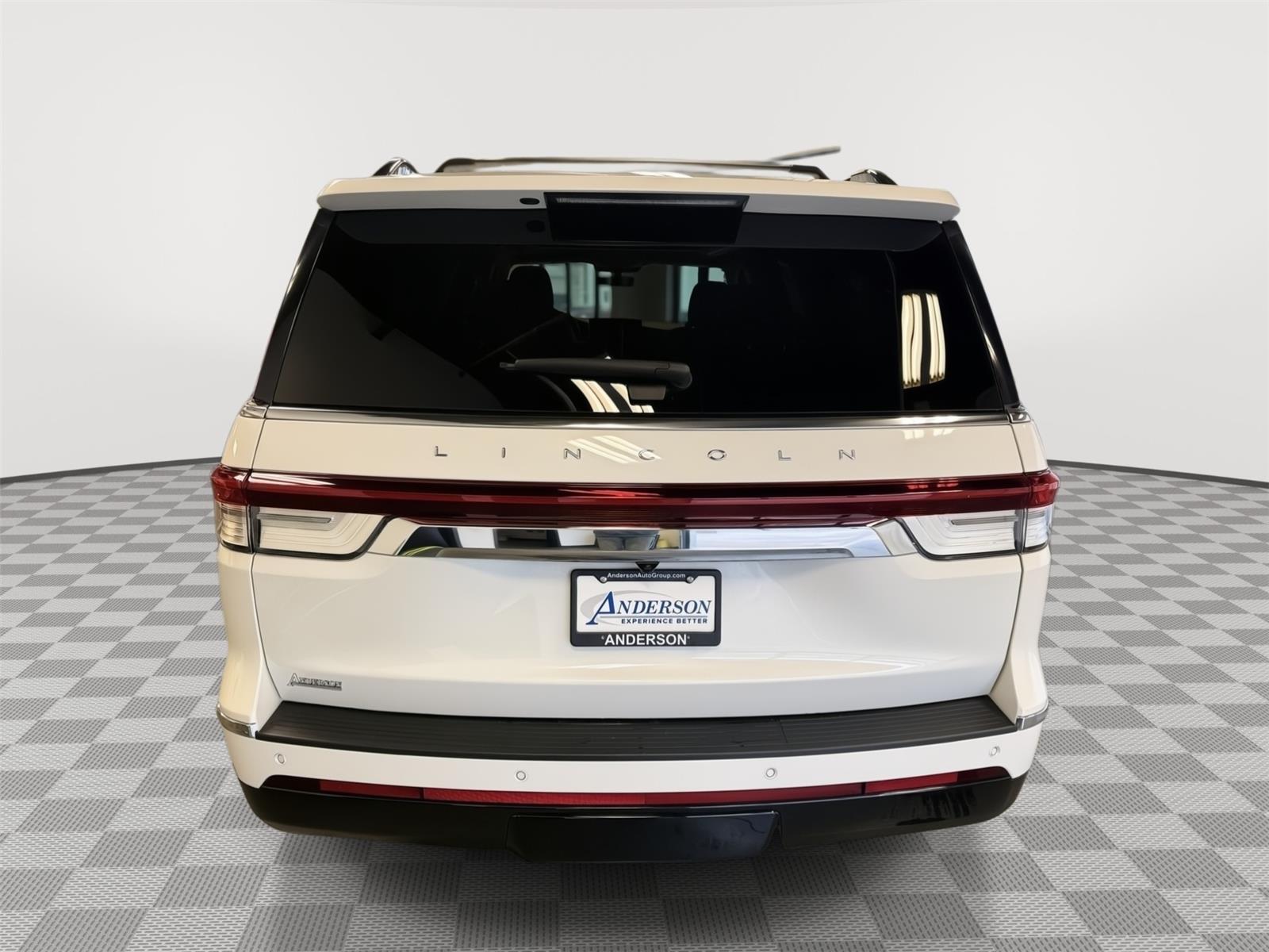 Used 2024 Lincoln Navigator L for sale in St. Joseph MO