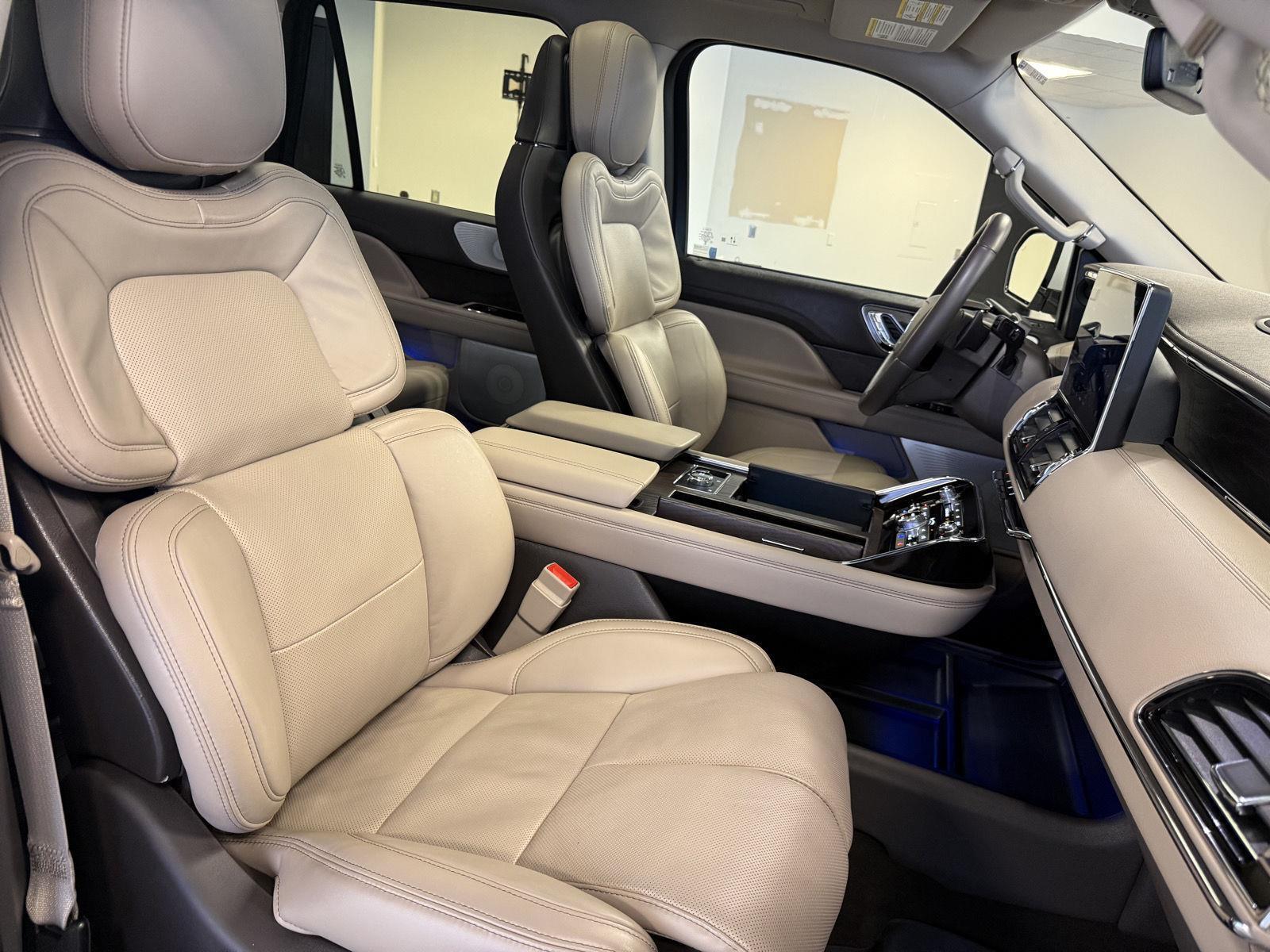 Used 2024 Lincoln Navigator L for sale in St. Joseph MO