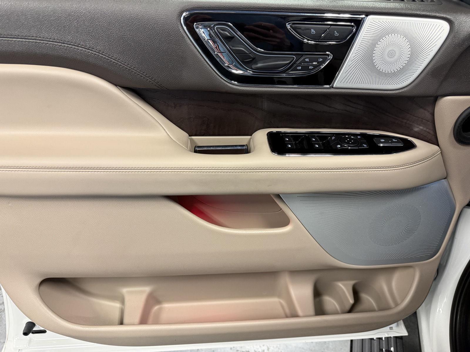 Used 2024 Lincoln Navigator L for sale in St. Joseph MO