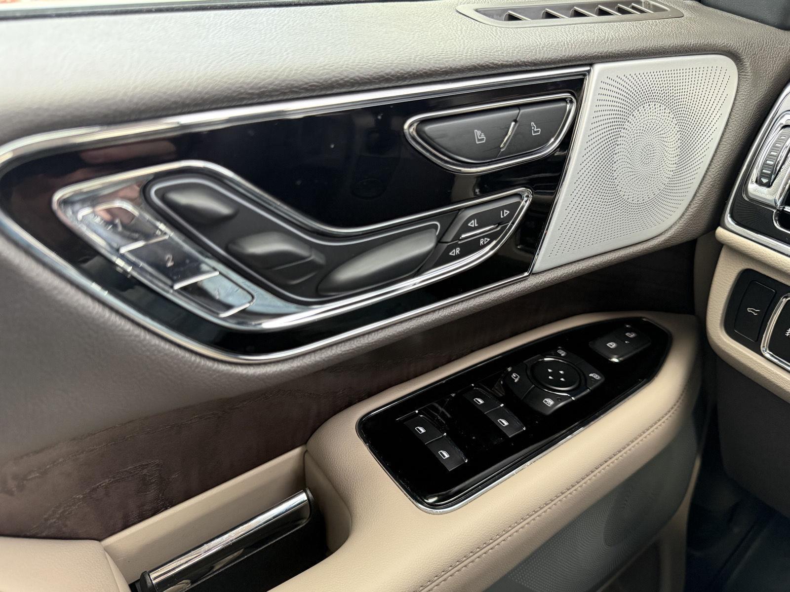 Used 2024 Lincoln Navigator L for sale in St. Joseph MO