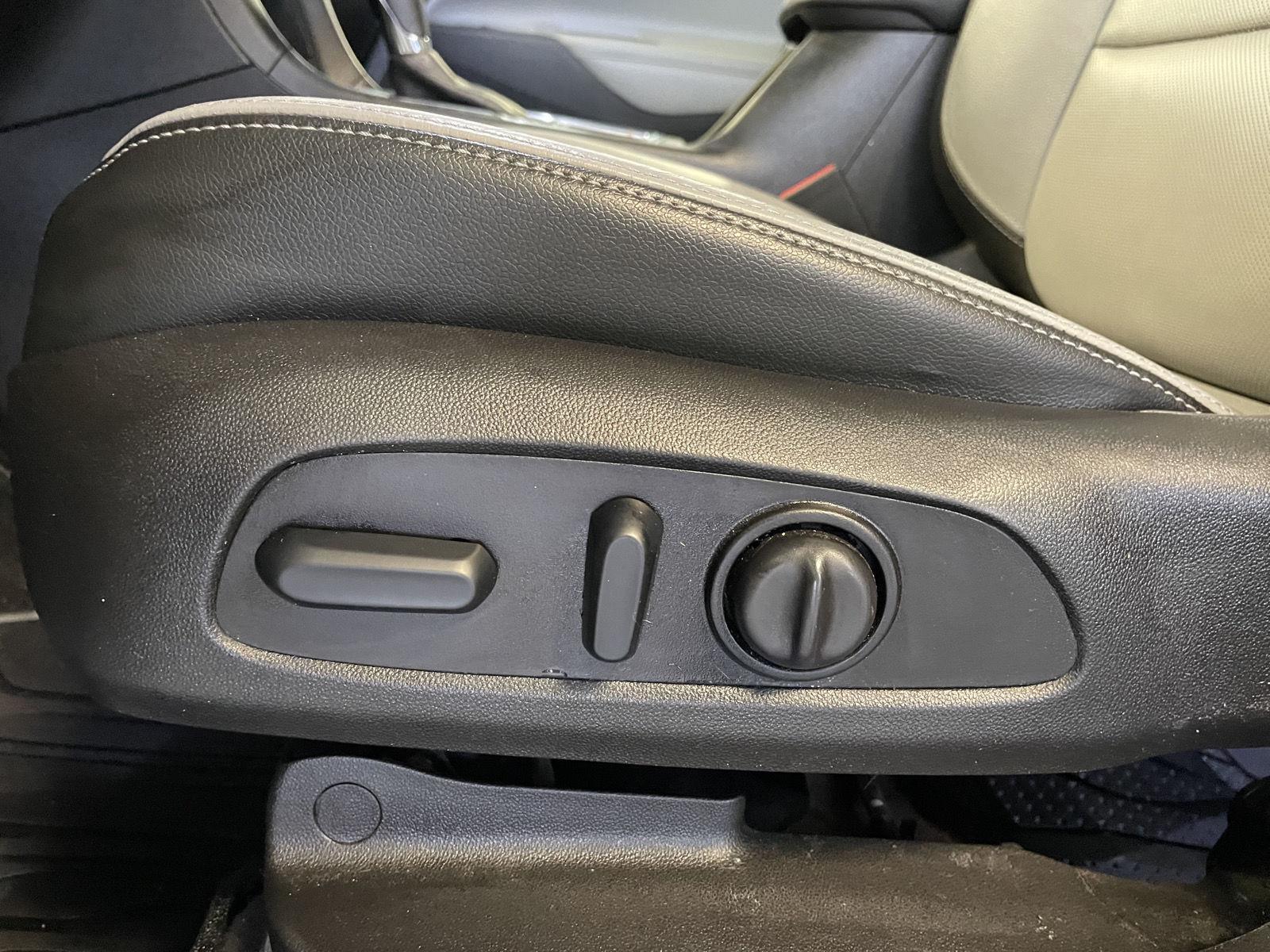 Pre-Owned 2019 Chevrolet Equinox for sale in St. Joseph MO