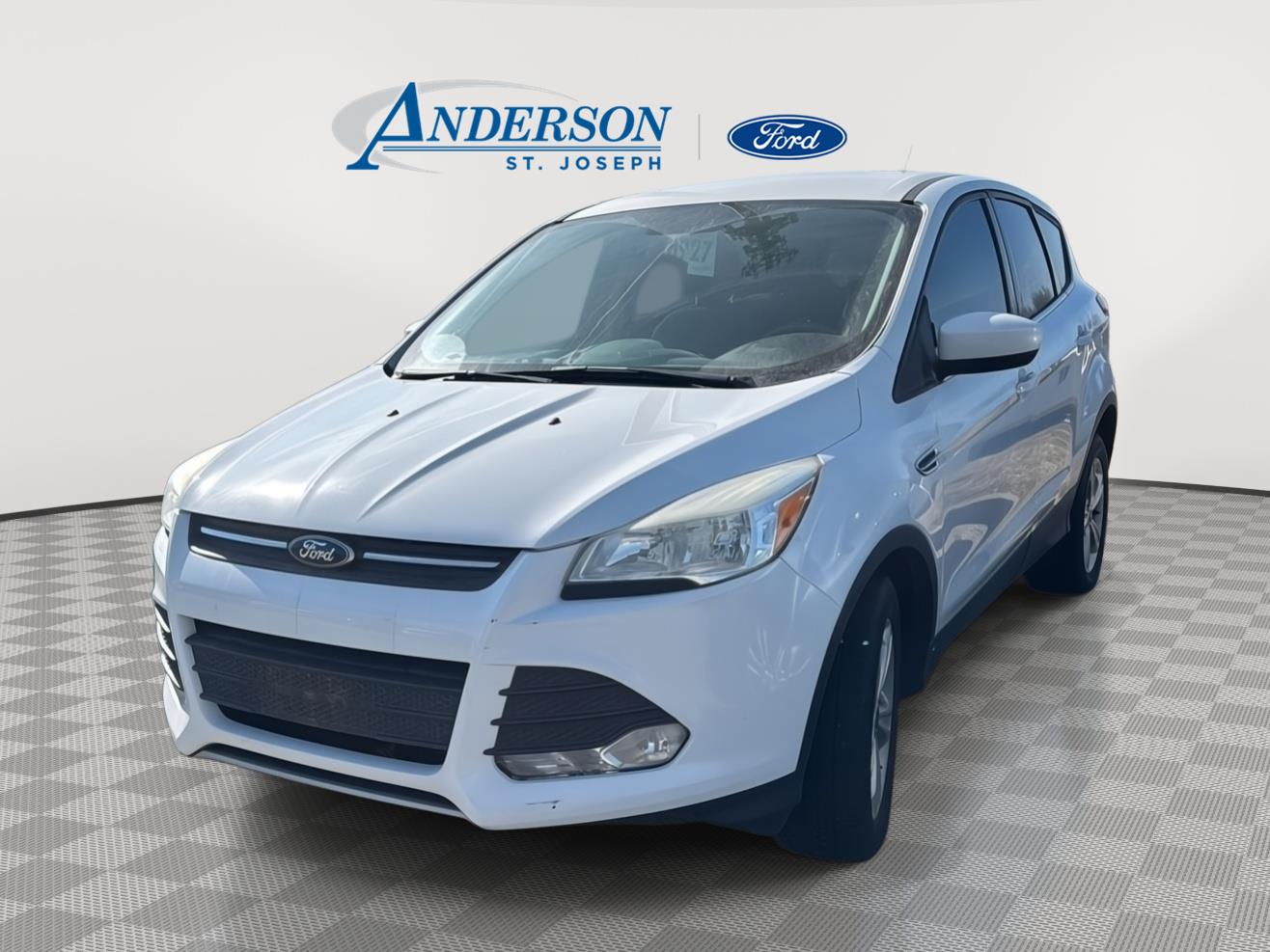 Pre-Owned 2015 Ford Escape