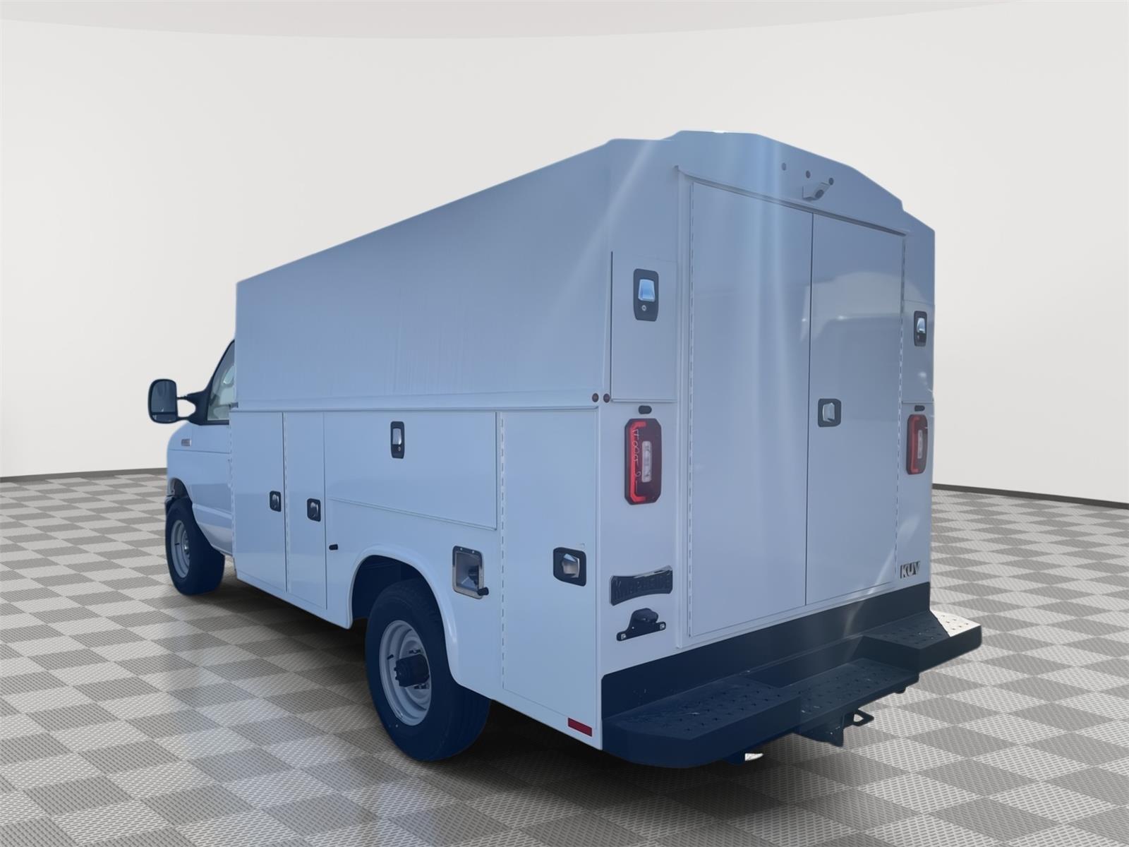 New 2025 Ford E-Series Cutaway for sale in St. Joseph MO