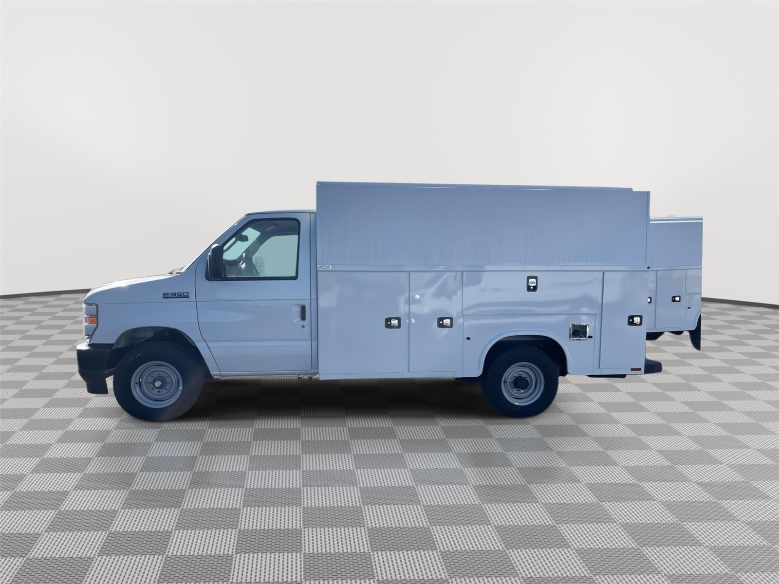 New 2025 Ford E-Series Cutaway for sale in St. Joseph MO