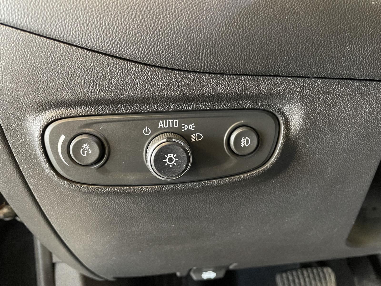 Pre-Owned 2021 Chevrolet Equinox for sale in St. Joseph MO