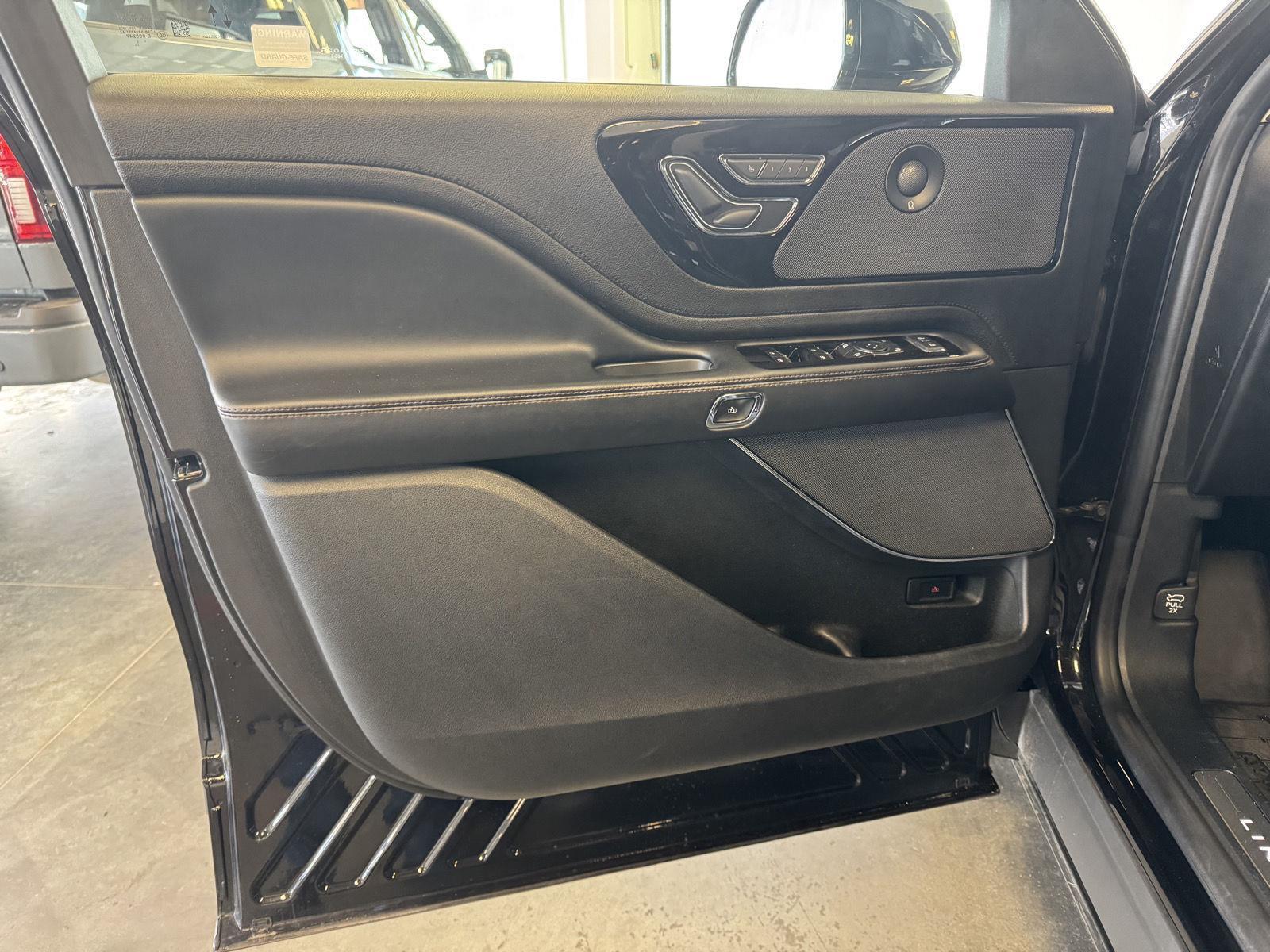 Pre-Owned 2020 Lincoln Aviator for sale in St. Joseph MO