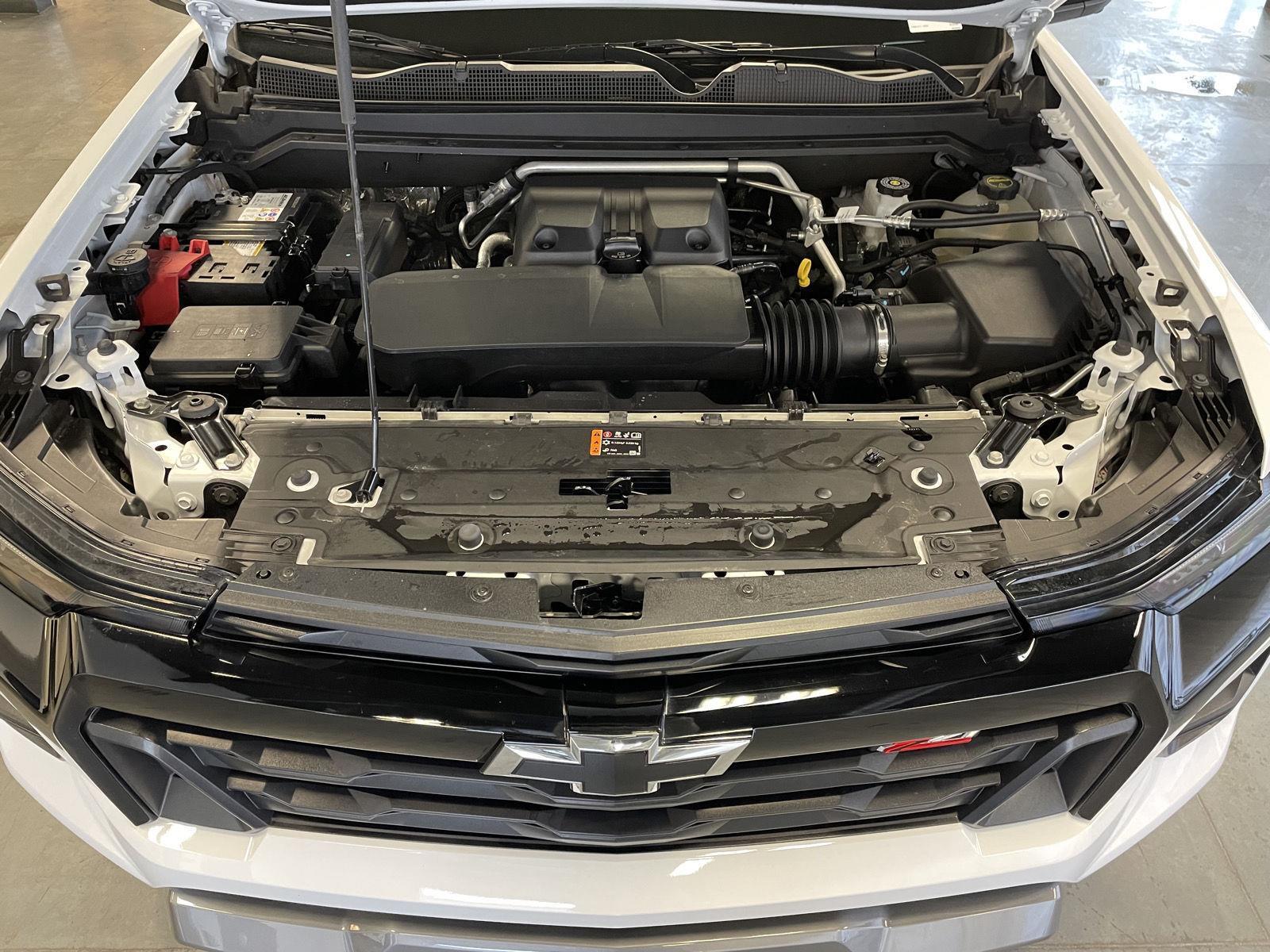 Vehicle photo 42