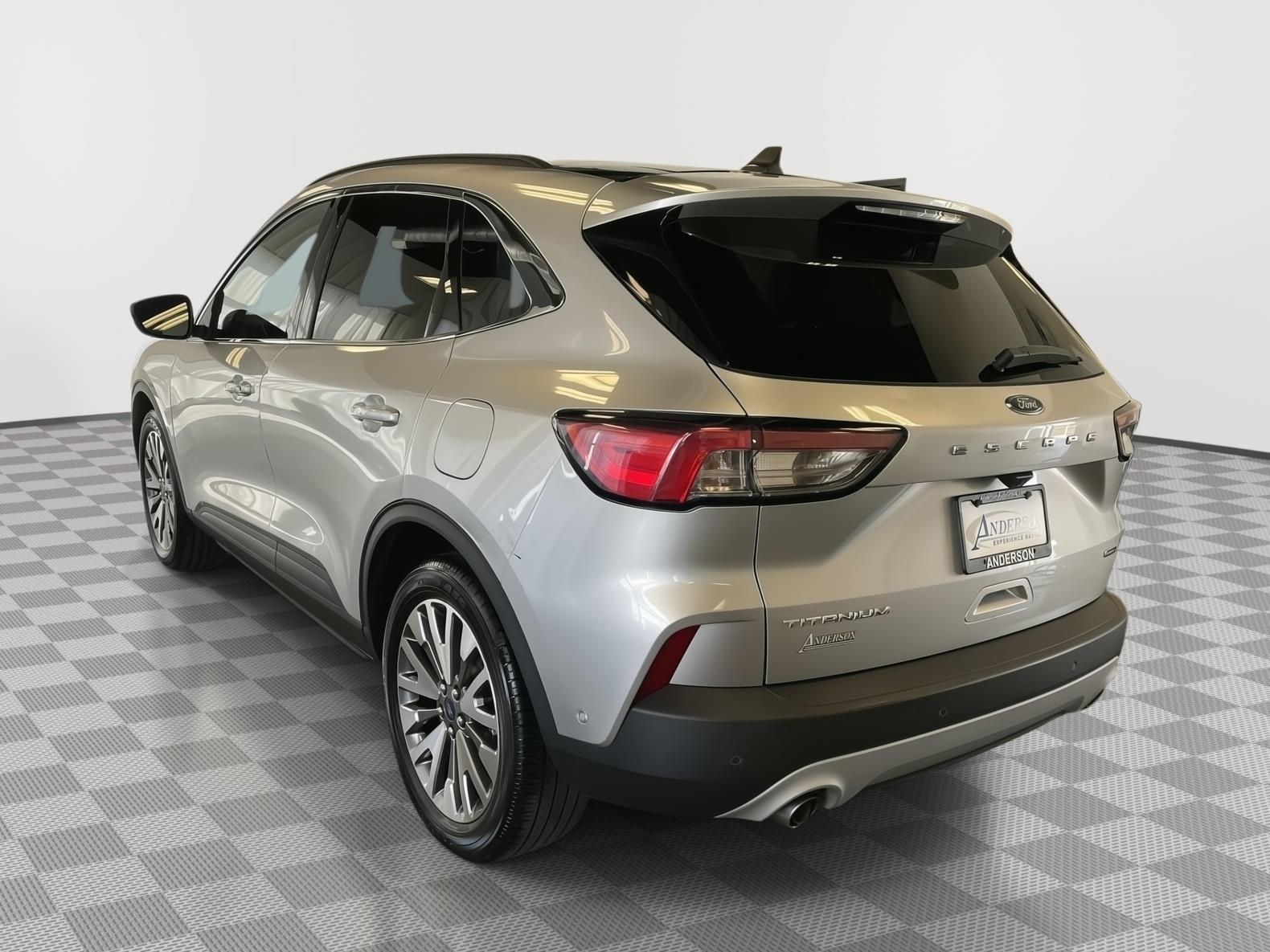 Pre-Owned 2020 Ford Escape Hybrid for sale in St. Joseph MO