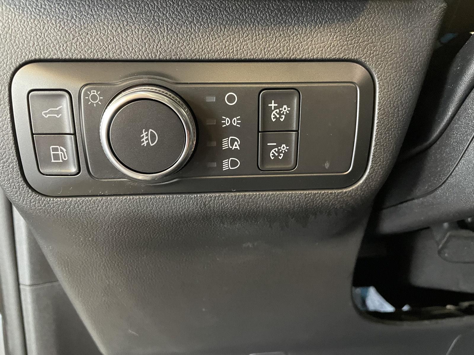 Pre-Owned 2020 Ford Escape Hybrid for sale in St. Joseph MO