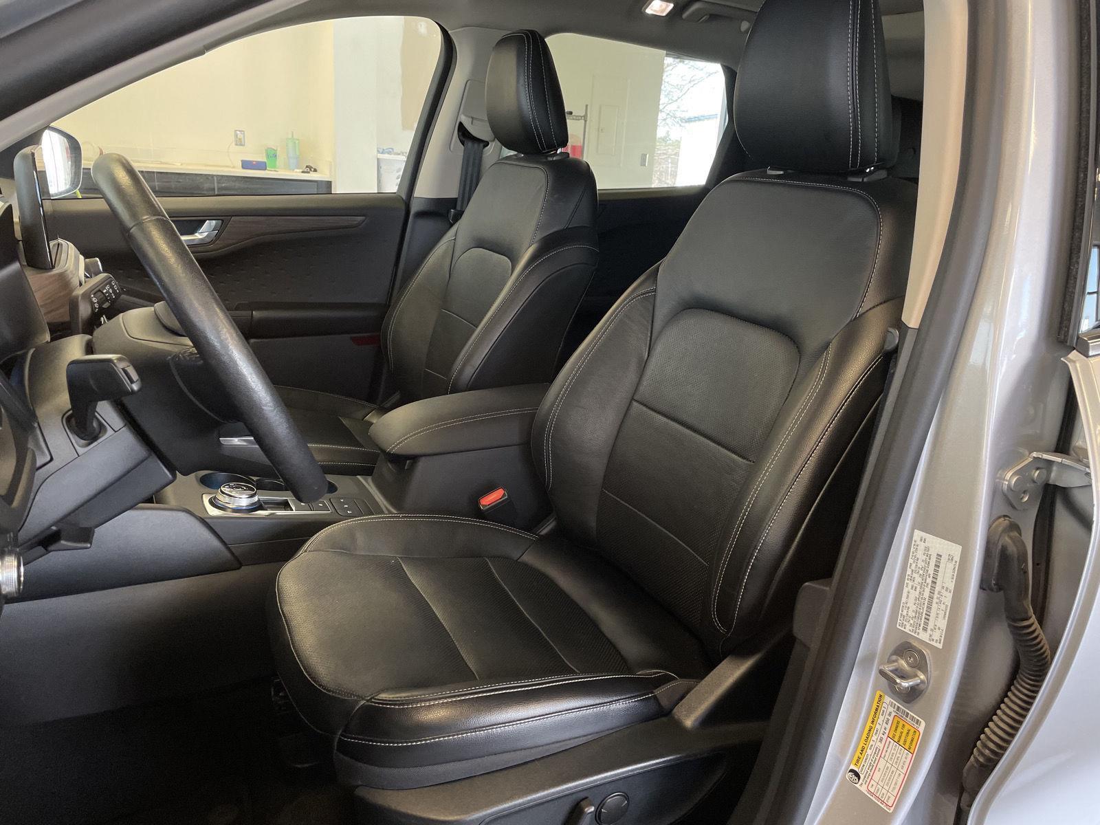 Pre-Owned 2020 Ford Escape Hybrid for sale in St. Joseph MO