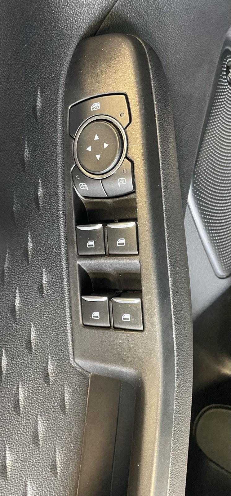 Pre-Owned 2020 Ford Escape Hybrid for sale in St. Joseph MO