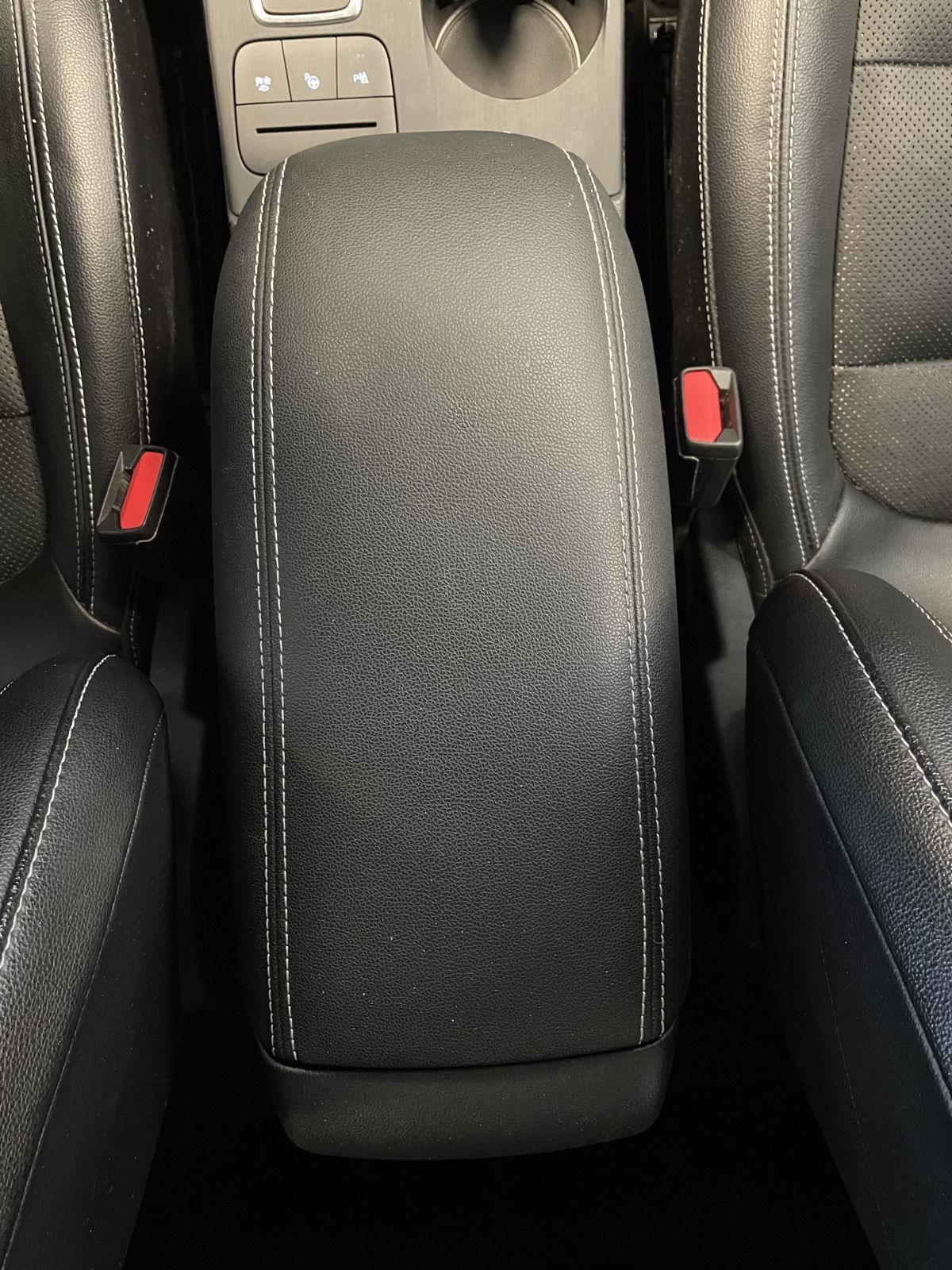 Pre-Owned 2020 Ford Escape Hybrid for sale in St. Joseph MO