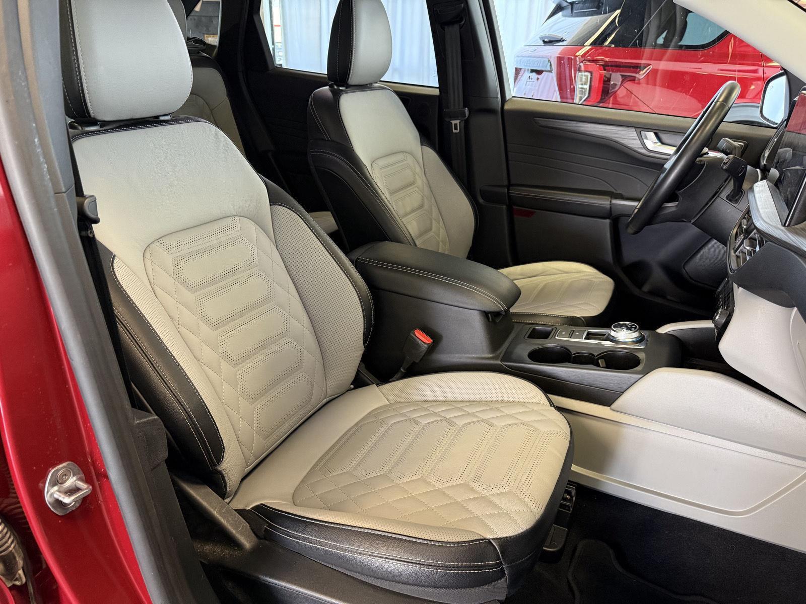 Pre-Owned 2024 Ford Escape for sale in St. Joseph MO