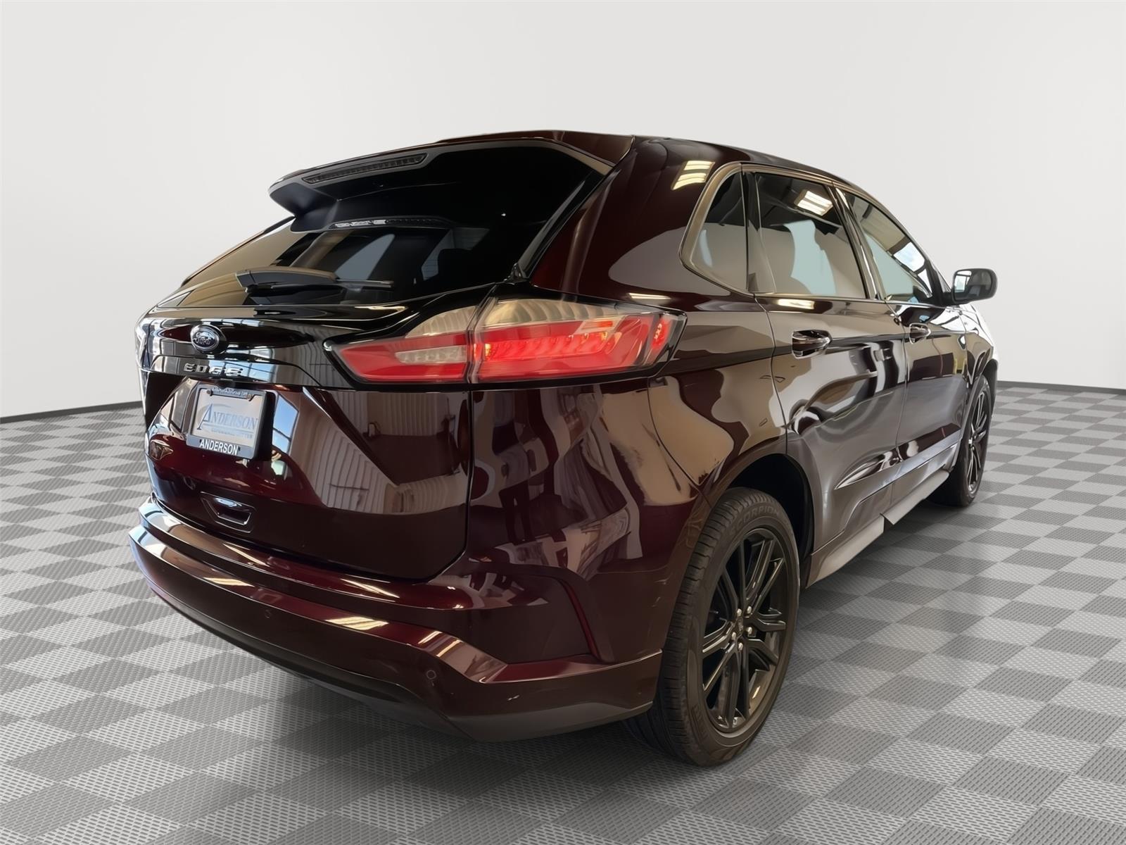 Used 2024 Ford Edge for sale in St. Joseph MO