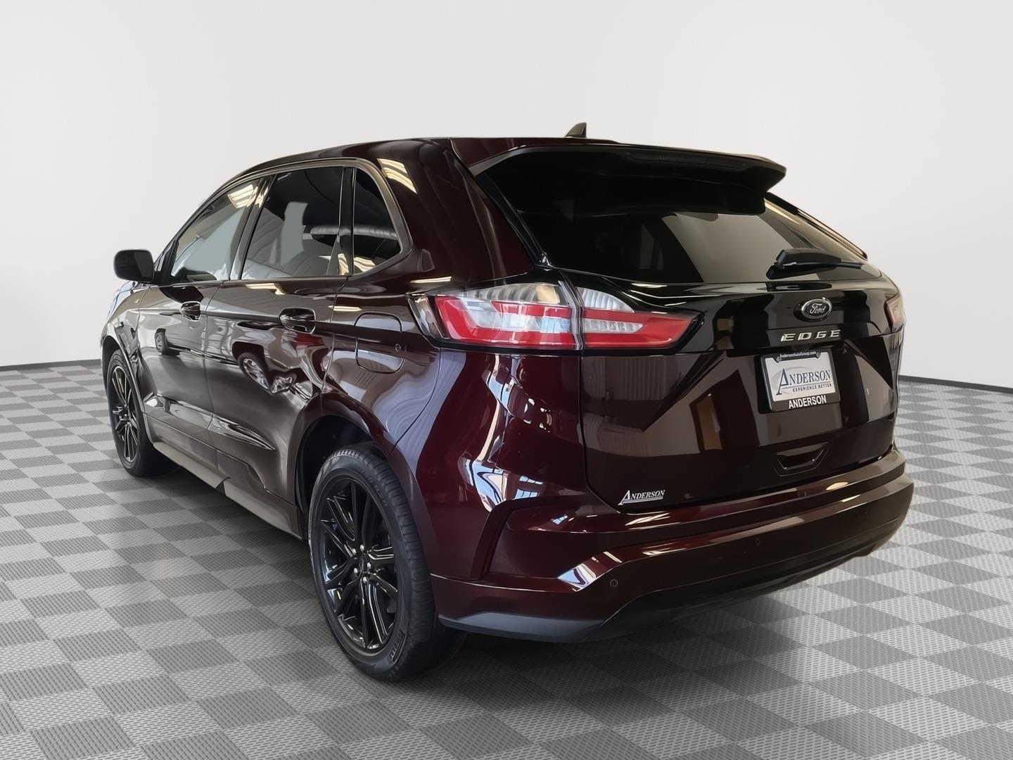 Used 2024 Ford Edge for sale in St. Joseph MO