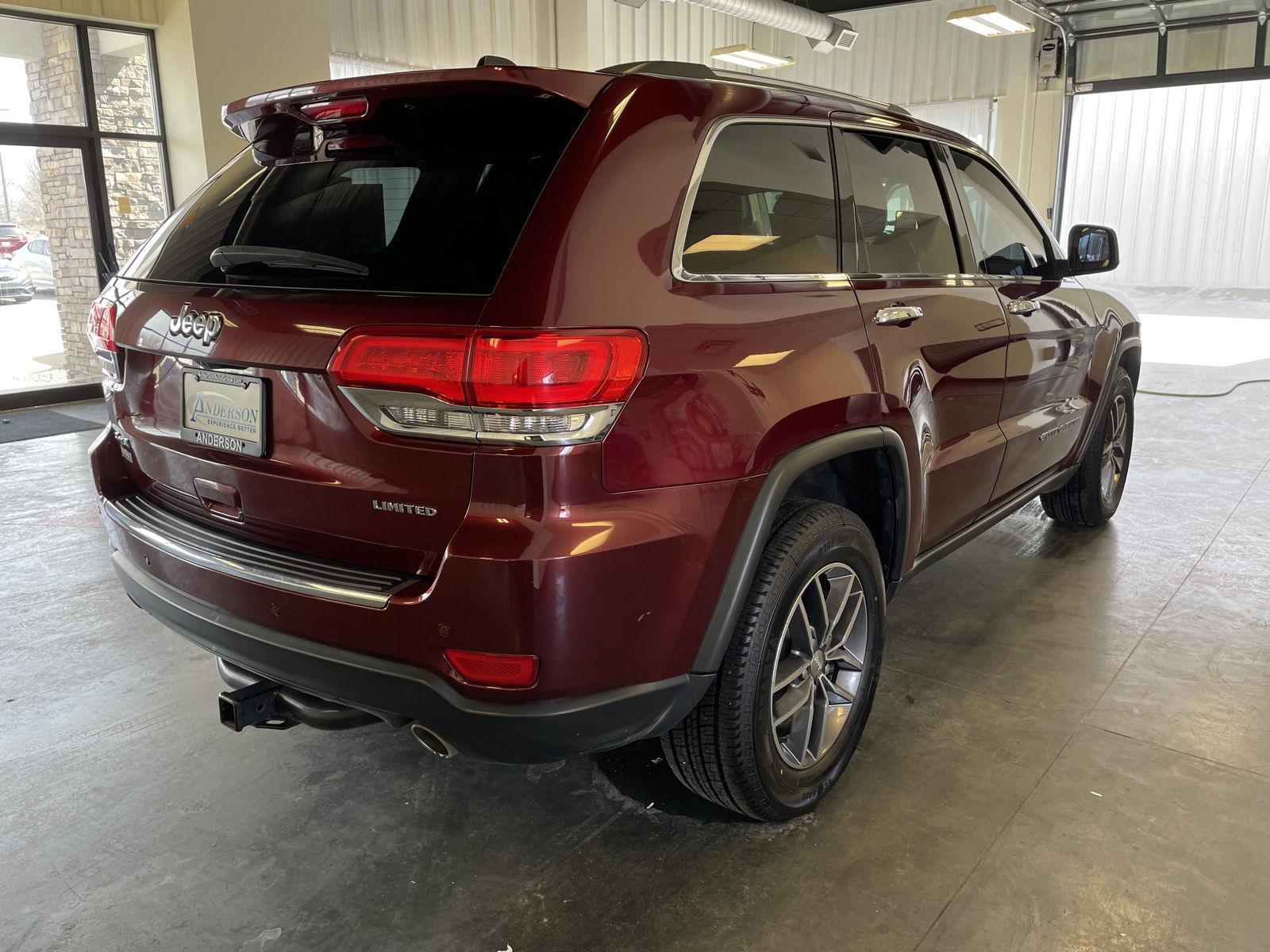 Used 2017 Jeep Grand Cherokee for sale in St. Joseph MO