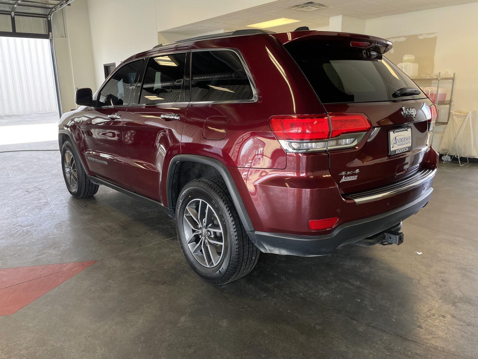 Used 2017 Jeep Grand Cherokee for sale in St. Joseph MO