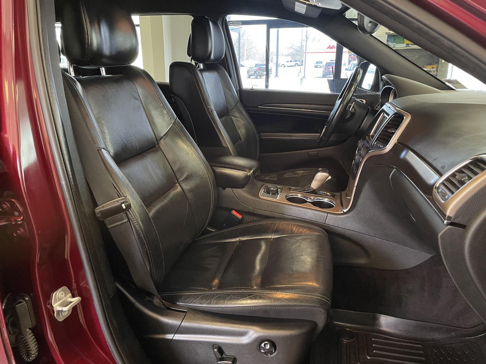 Used 2017 Jeep Grand Cherokee for sale in St. Joseph MO