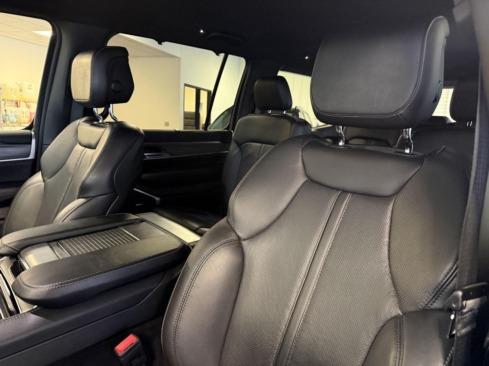 Used 2024 Jeep Wagoneer for sale in St. Joseph MO