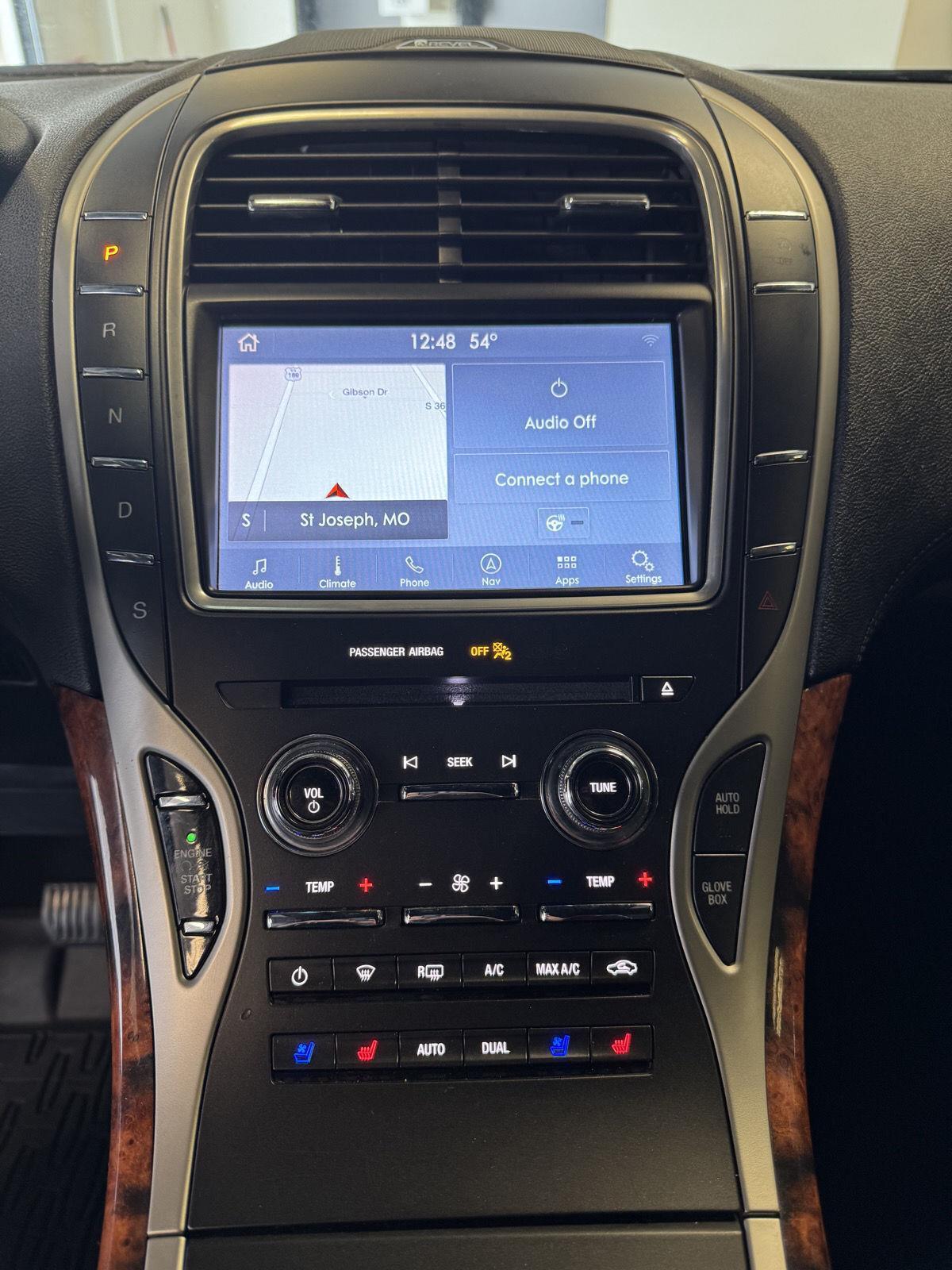 Used 2020 Lincoln Nautilus for sale in St. Joseph MO