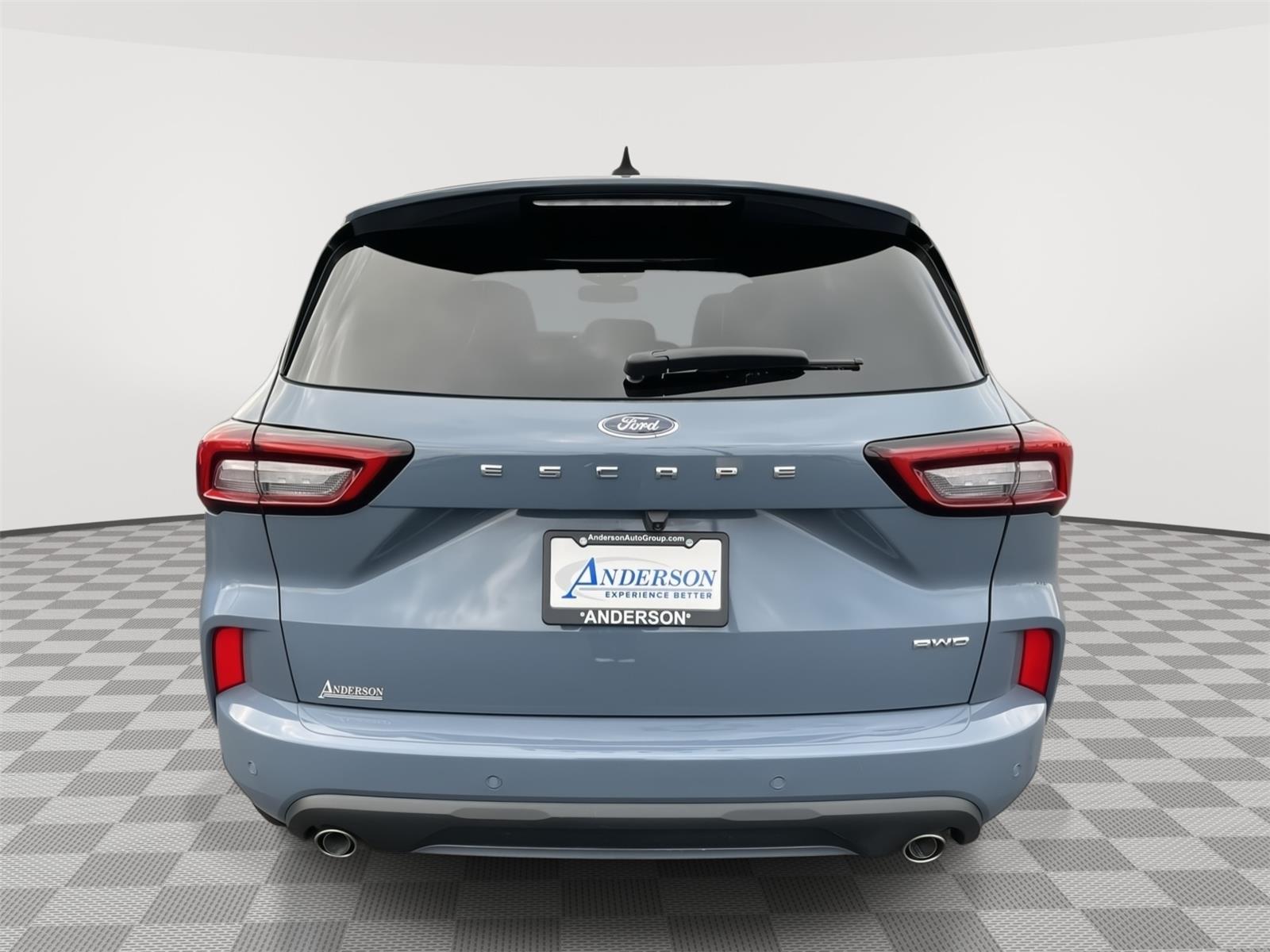 Vehicle photo 6