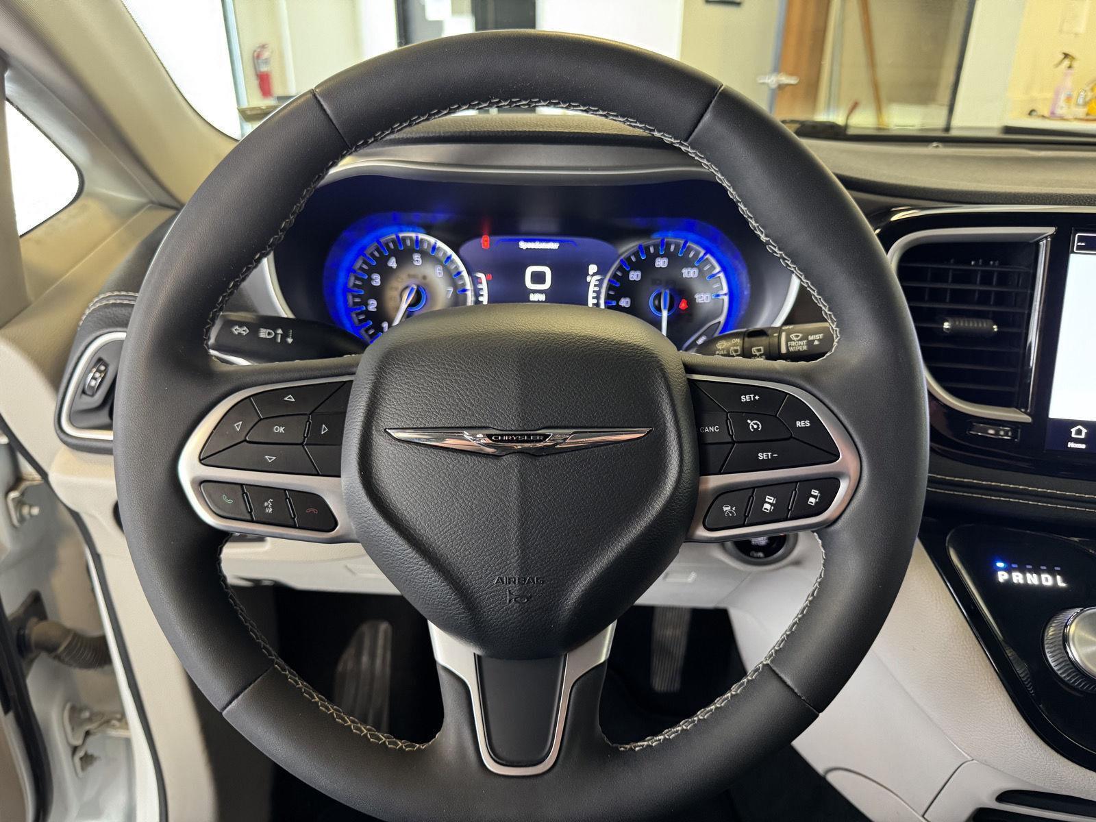 Used 2022 Chrysler Pacifica for sale in St. Joseph MO