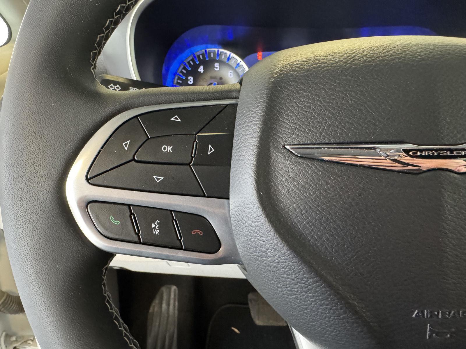 Used 2022 Chrysler Pacifica for sale in St. Joseph MO