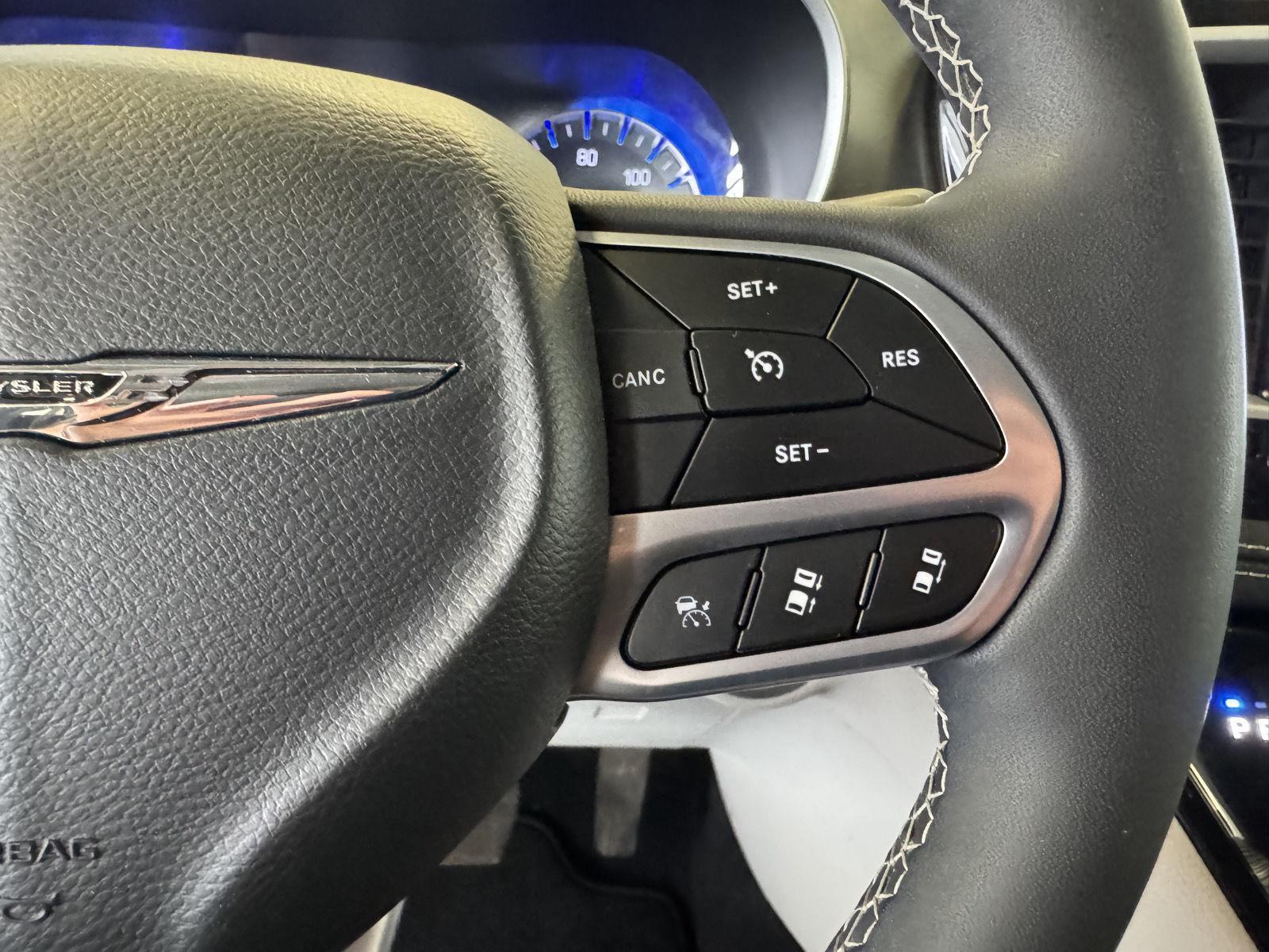 Used 2022 Chrysler Pacifica for sale in St. Joseph MO