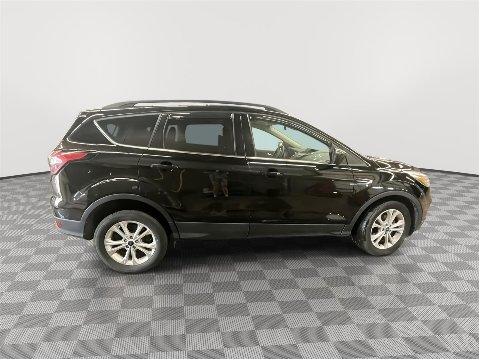 Pre-Owned 2018 Ford Escape for sale in St. Joseph MO