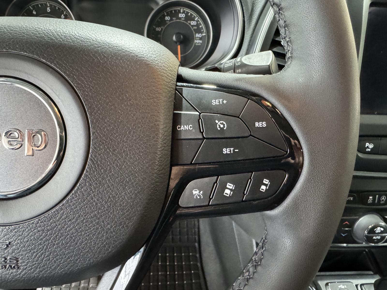 Used 2023 Jeep Cherokee for sale in St. Joseph MO
