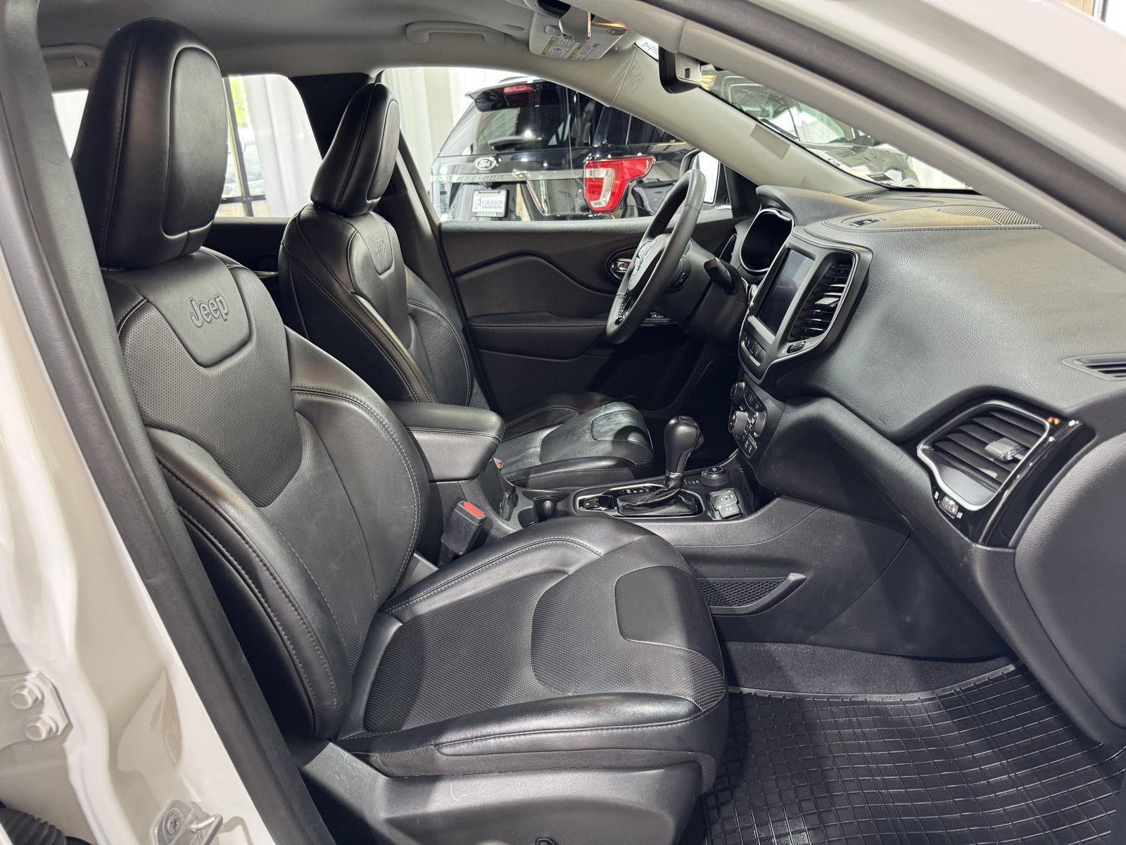 Used 2023 Jeep Cherokee for sale in St. Joseph MO
