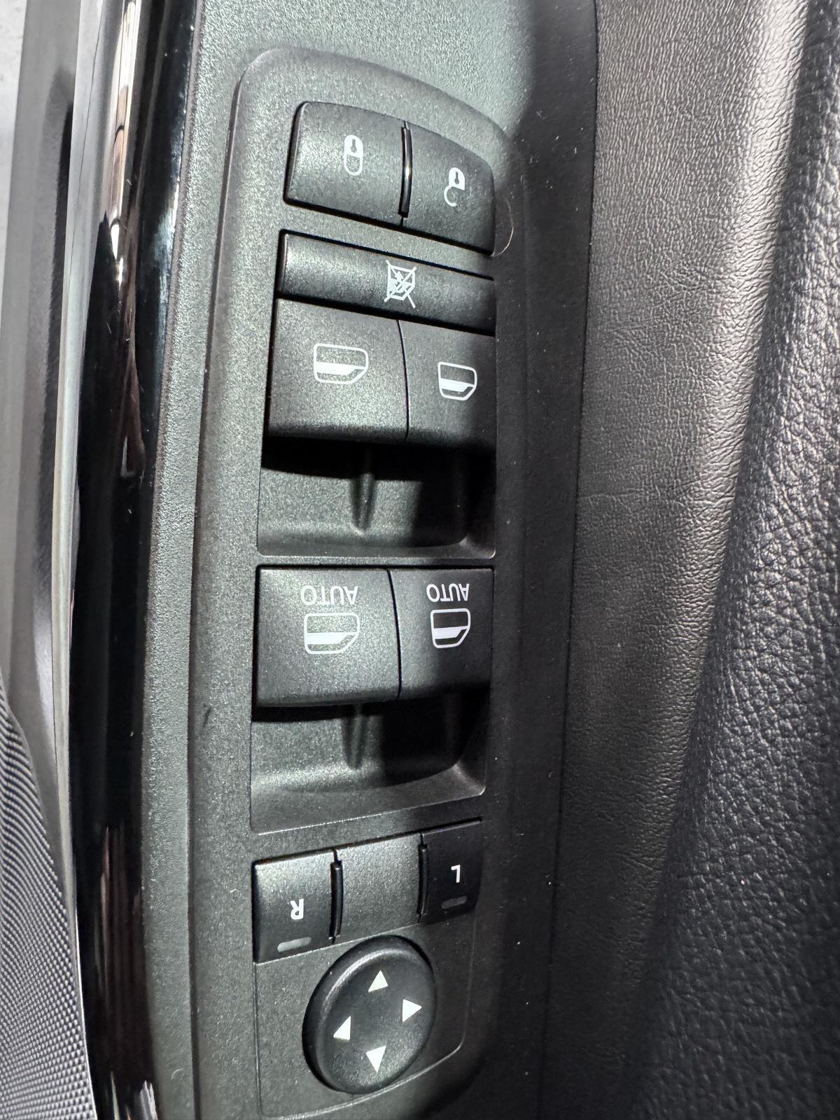 Used 2023 Jeep Cherokee for sale in St. Joseph MO